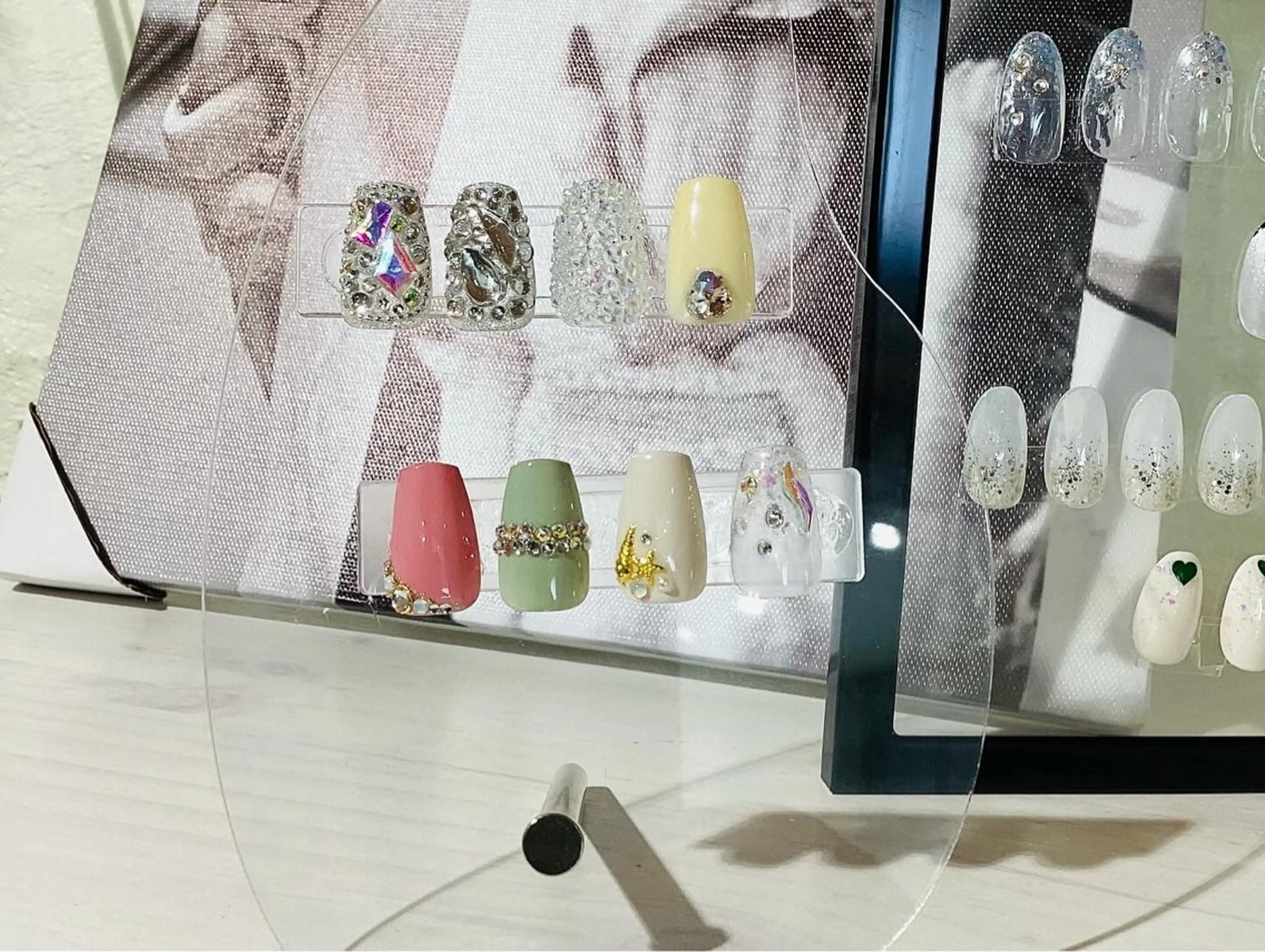 ネイル キラキラネイル 浦添 MOON  nailのネイルデザイン