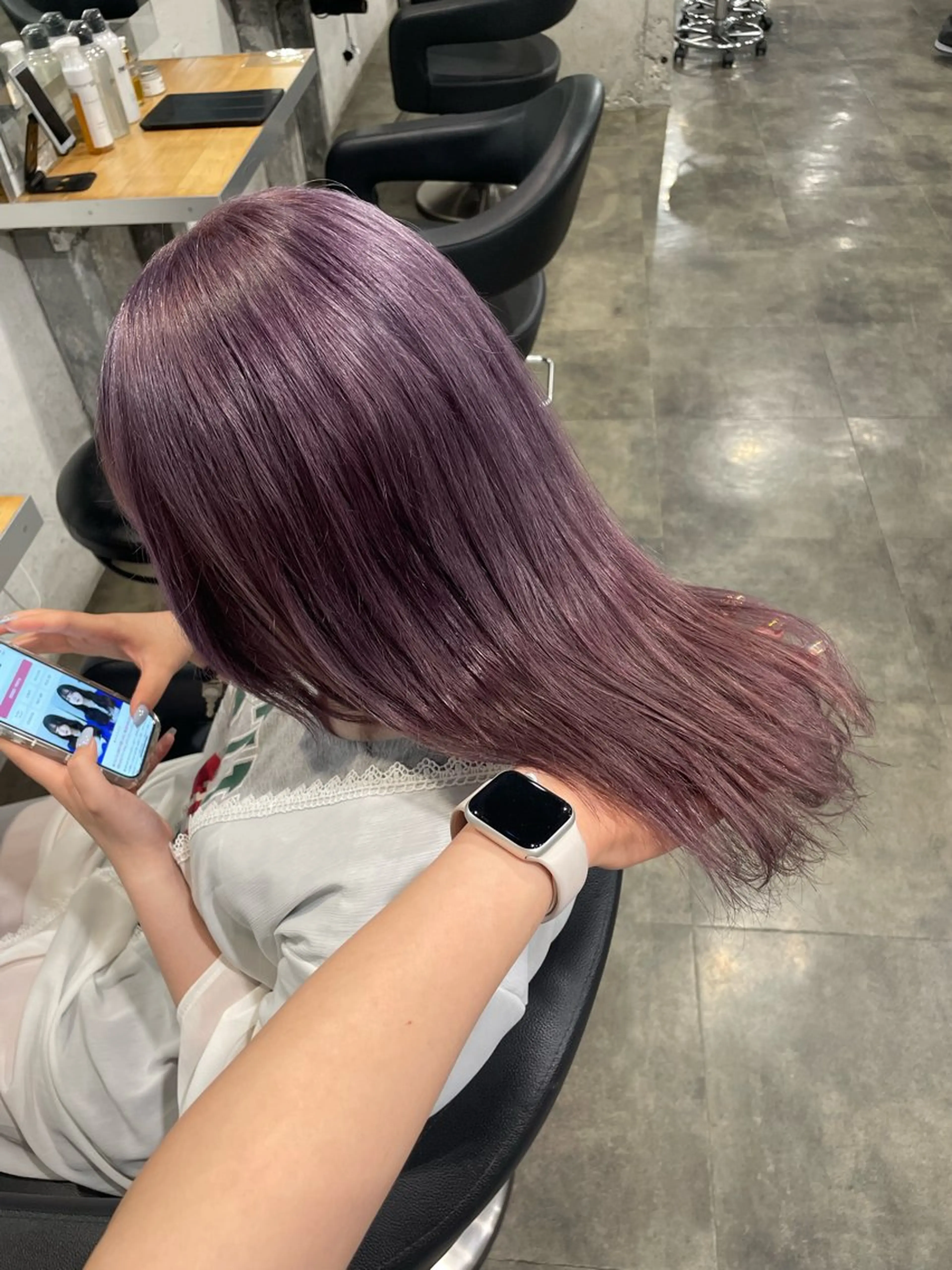 セミロング カラー ヘアカラー ハイトーンブロンド 横浜💞ミオのヘアスタイル