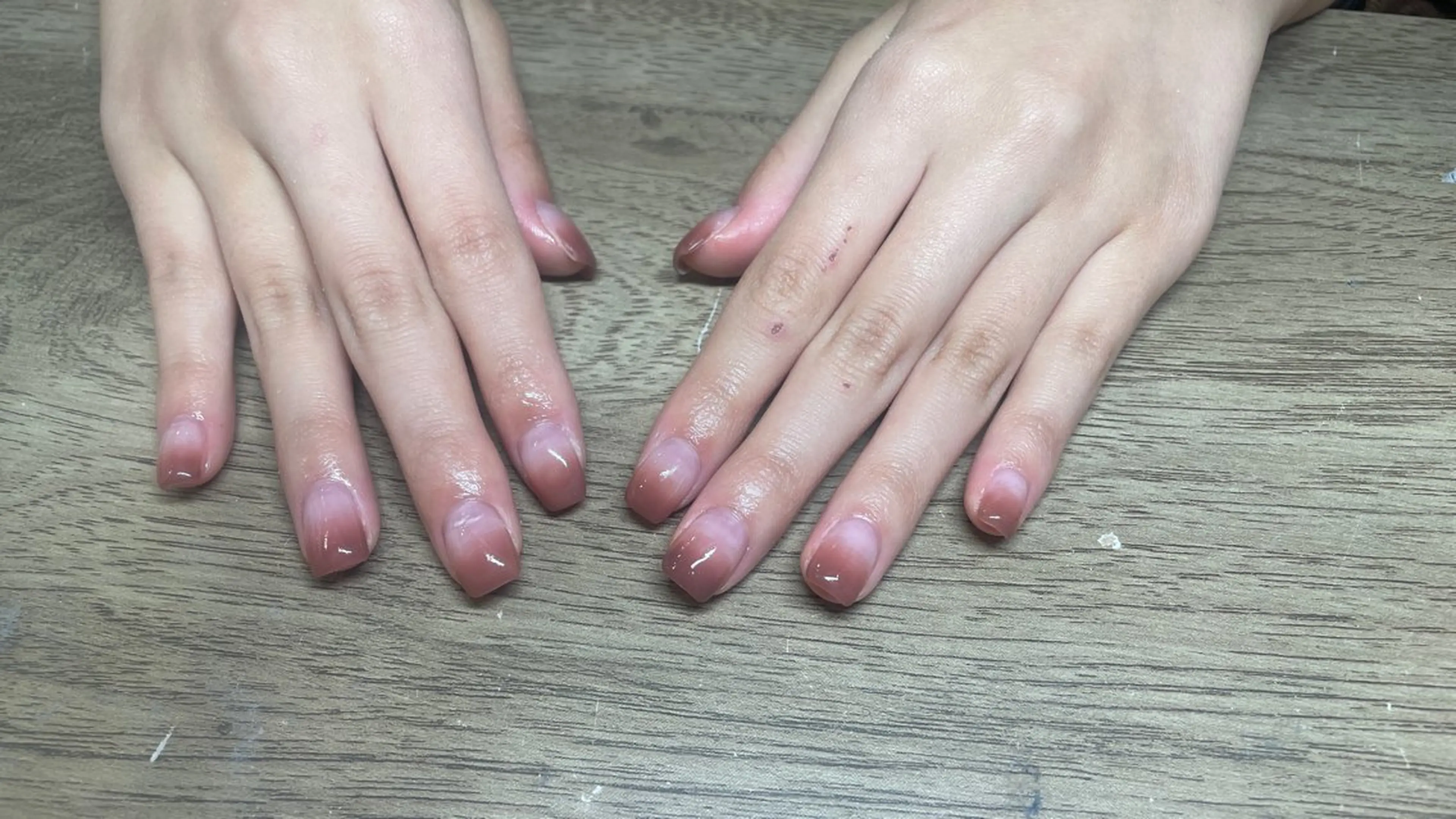 ネイル ネイルサロンエーナイン札幌麻生店所属・堀越 優のネイルデザイン