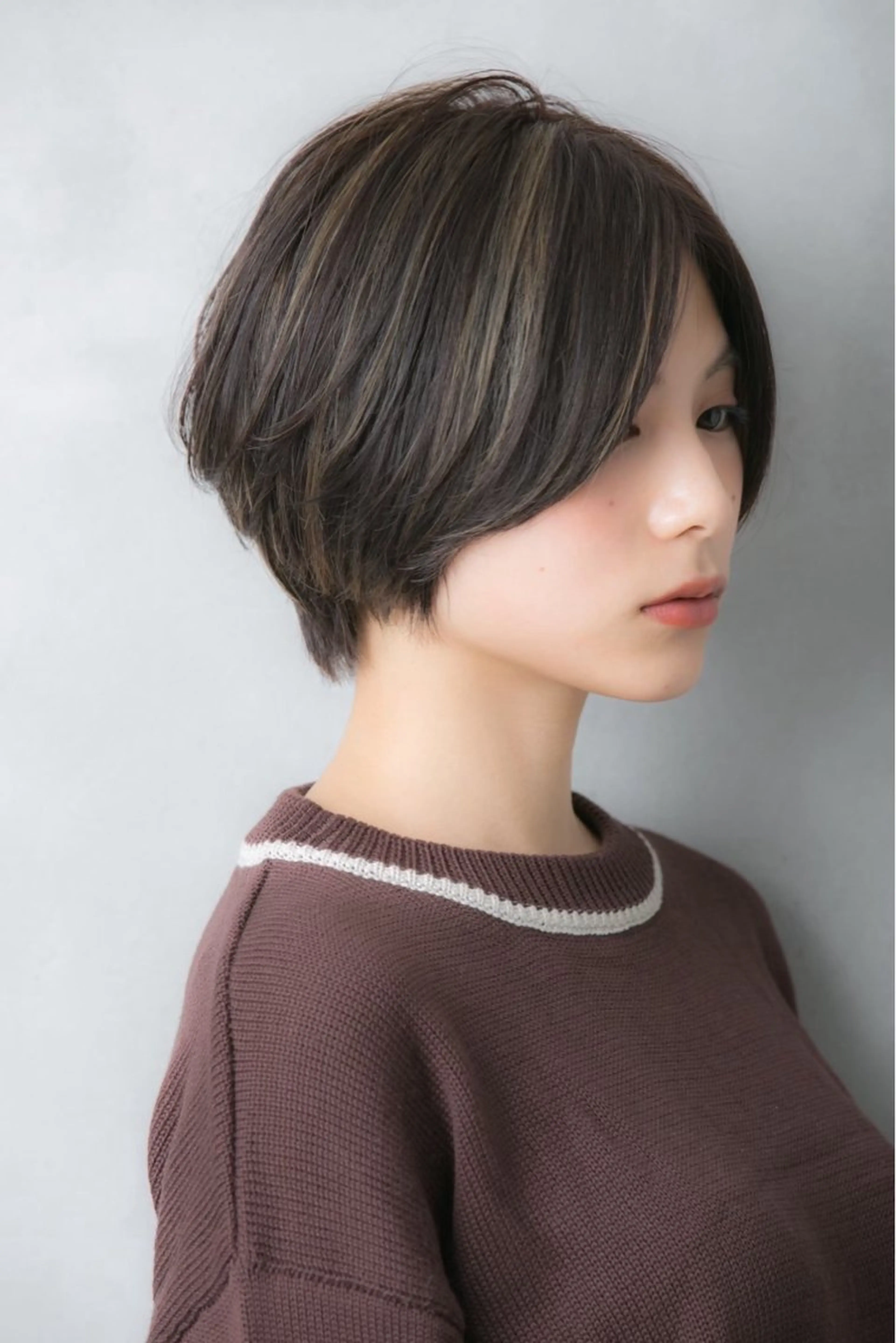 ショート カラー ハンサムショート グレージュ ハイライトカラー ハイライト 似合わせカット 小顔カット✨ 透明感カラー✨kyoのヘアスタイル