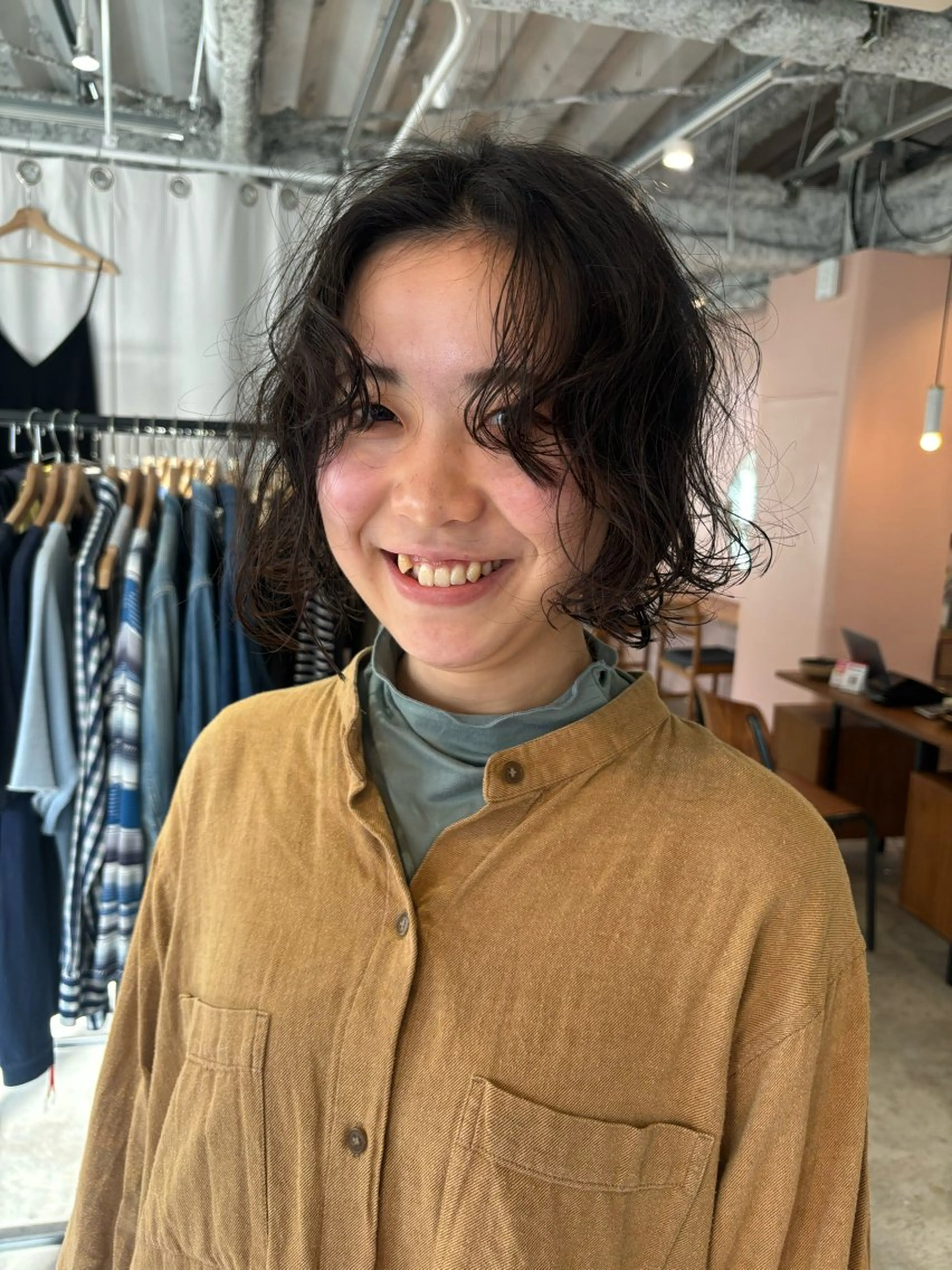 ショート カラー カット パーマ トリートメント Hayashi Shioriのヘアスタイル