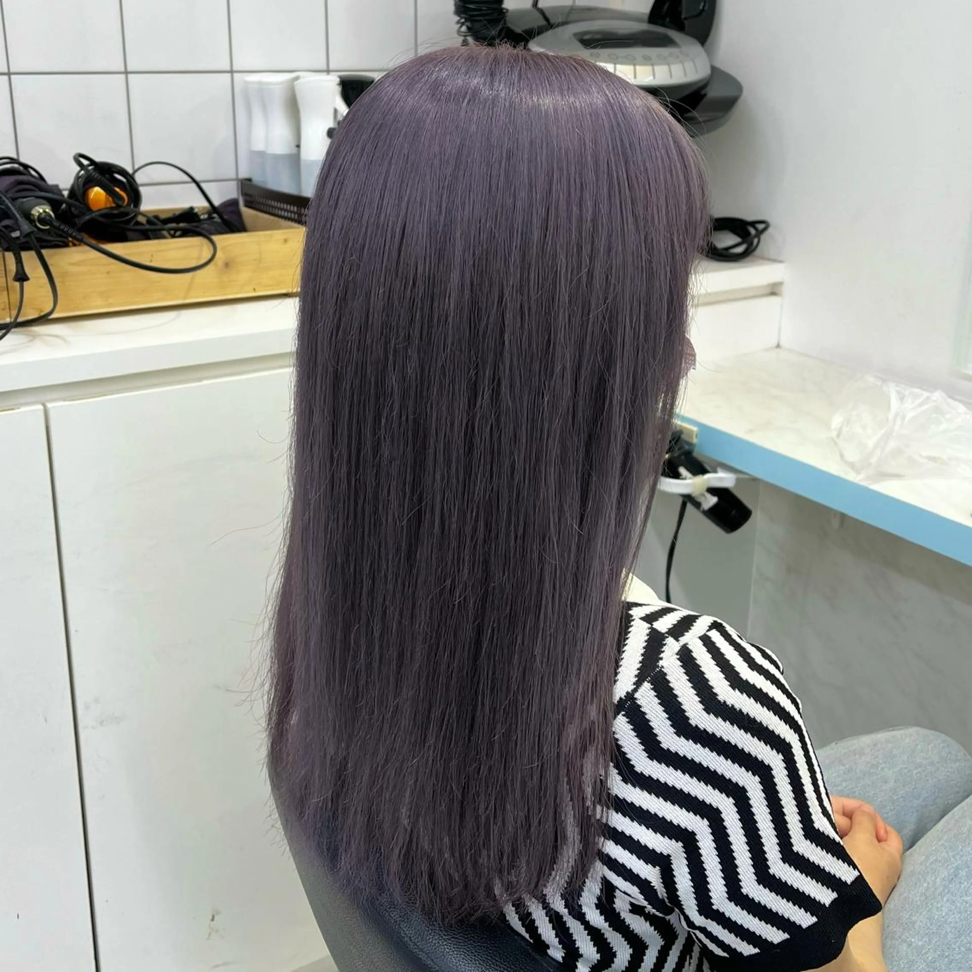 セミロング ヘアカラー トリートメント ブリーチカラー 🩵MIZUKIのヘアスタイル