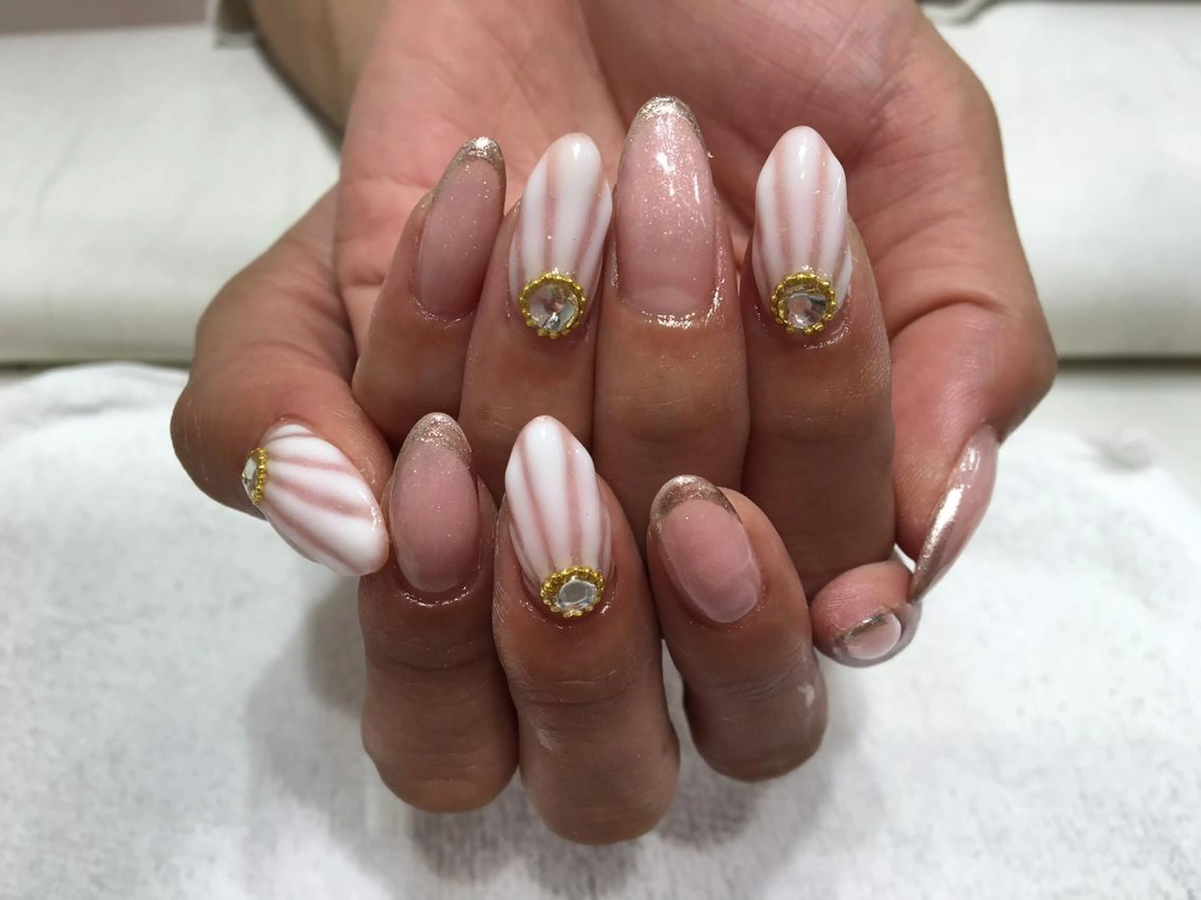 ネイル maison　opus所属・nailartist lisaのネイルデザイン