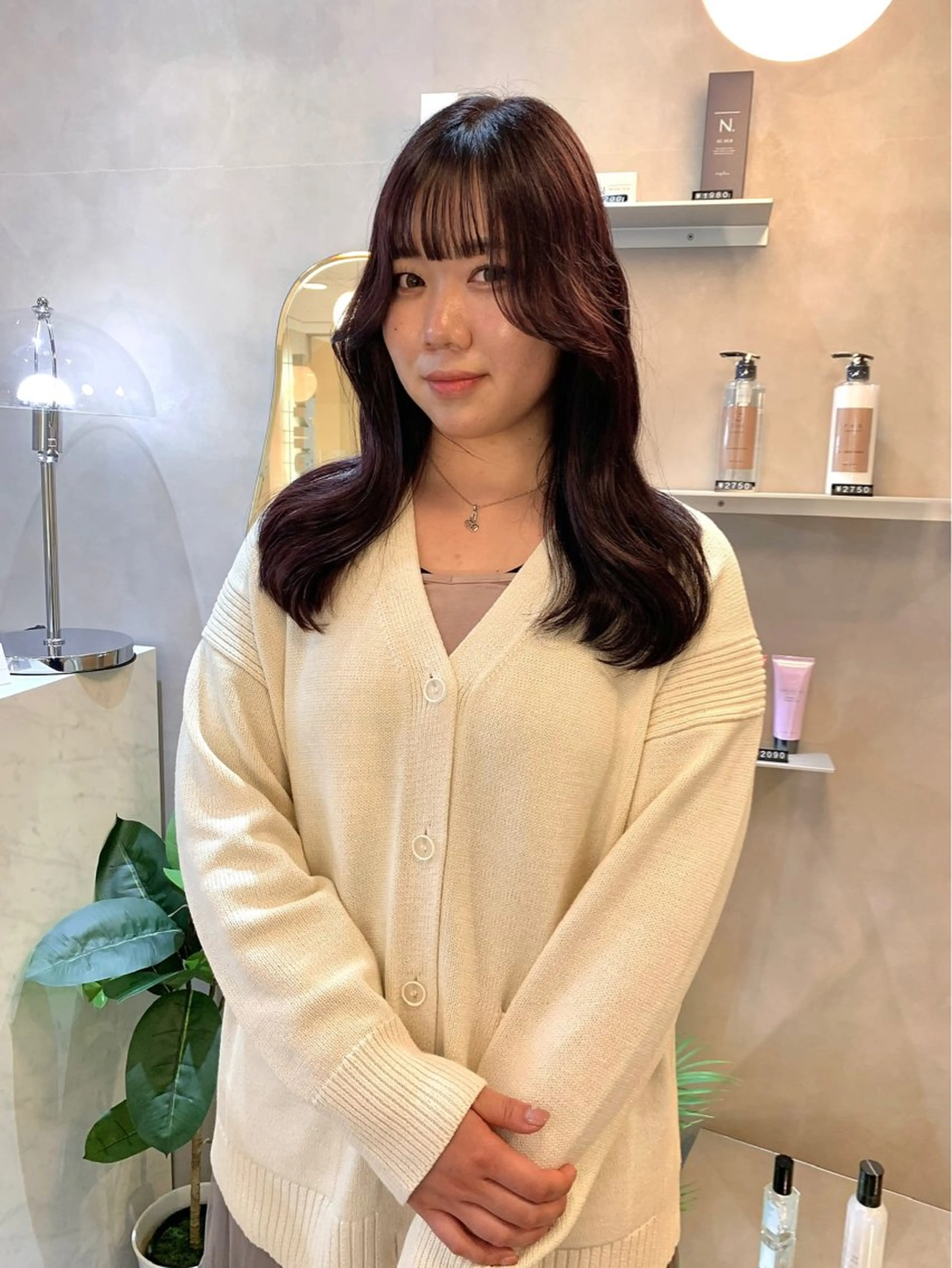 セミロング カラー ケアカラー カシス ボブ 顔まわりレイヤー 髪質改善 韓国ヘア🇰🇷 松田光里のヘアスタイル