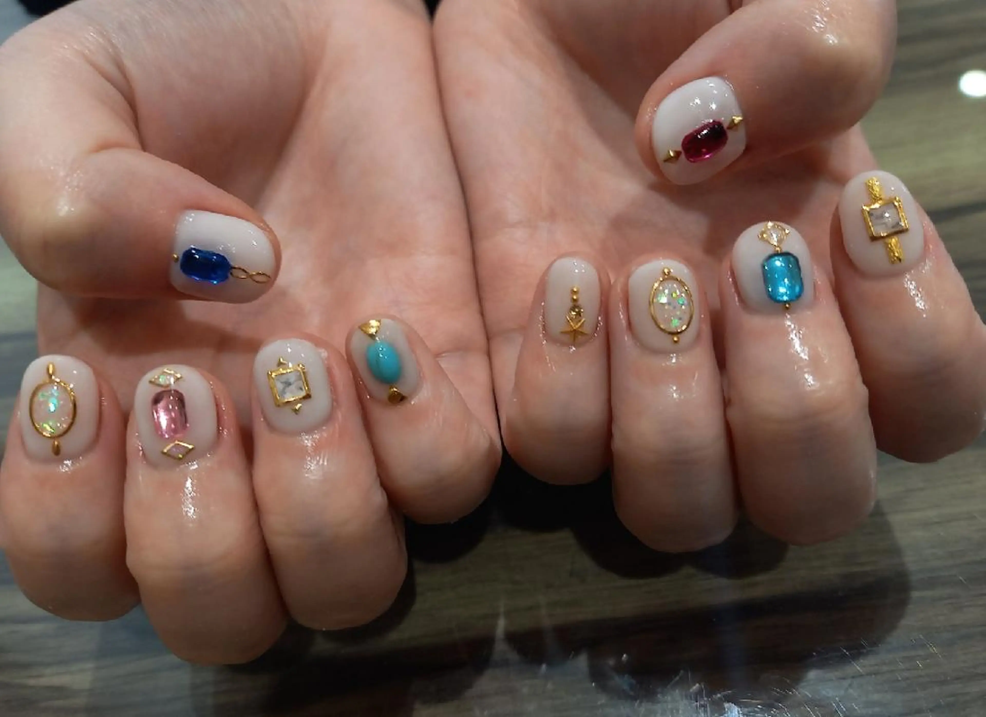ネイル ハンドネイル Progress Nailのヘアスタイル