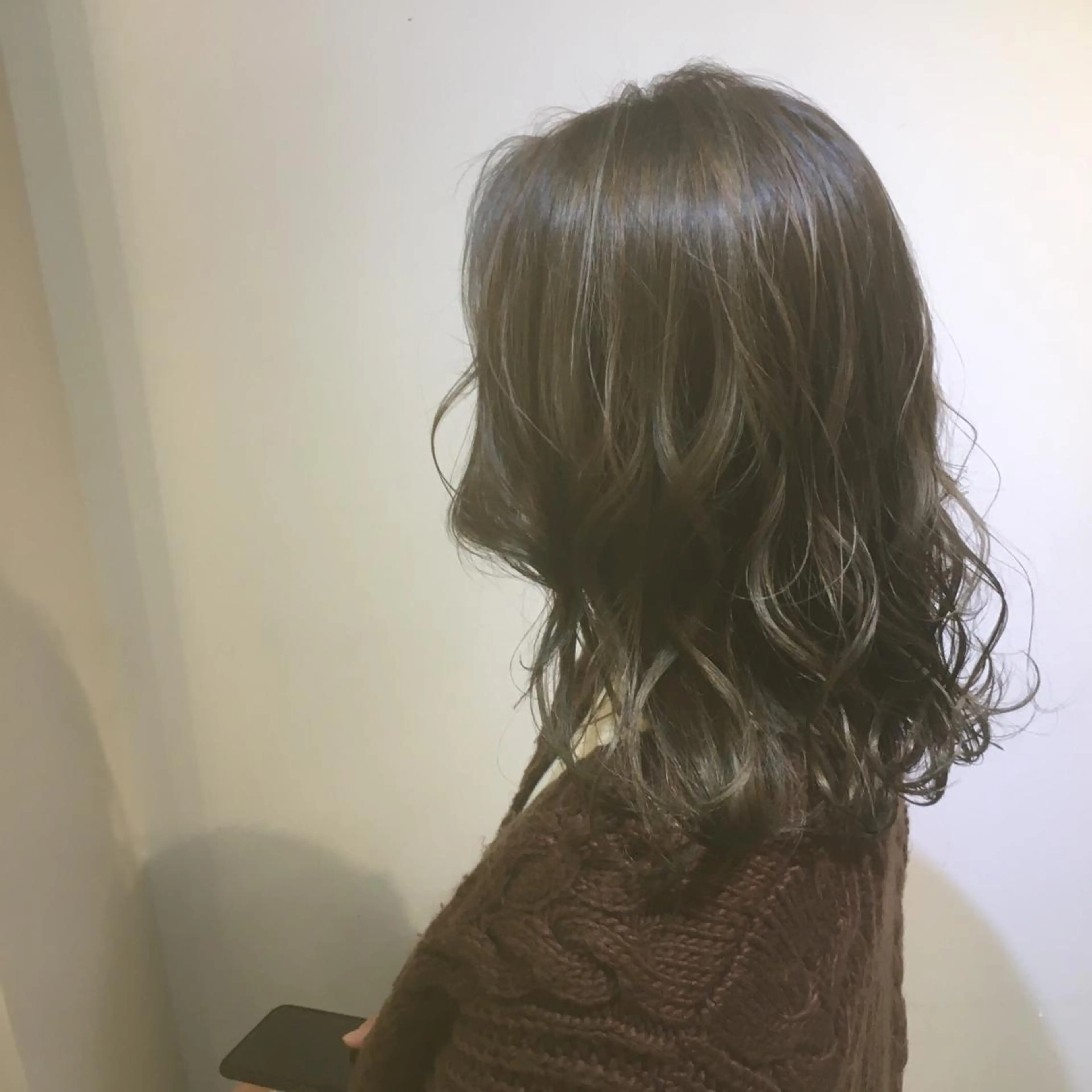 セミロング カラー カット ヘアカラー トリートメント しのはら まどかのヘアスタイル