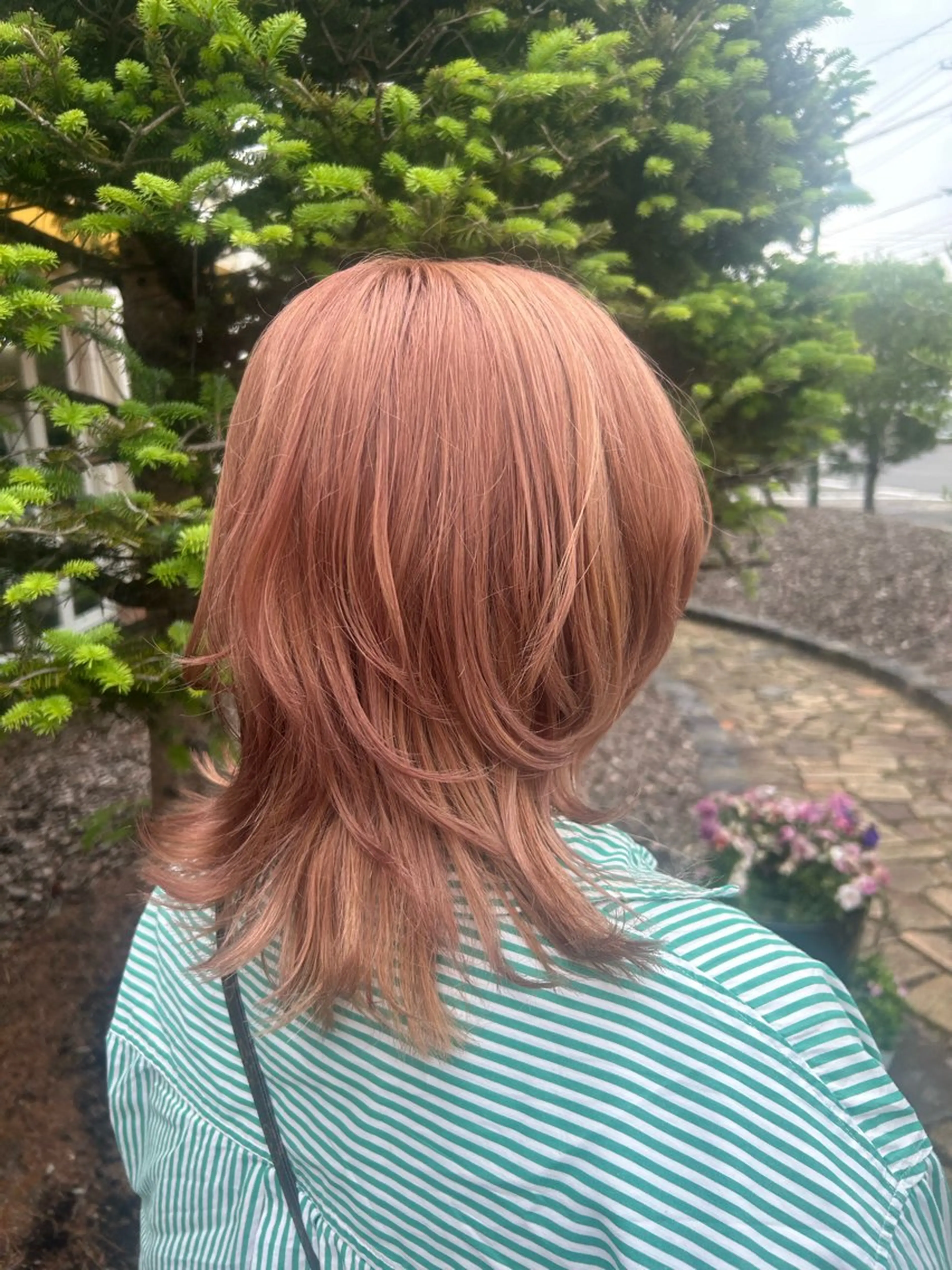 ミディアム カット ヘアカラー Flat /rina🧸のヘアスタイル