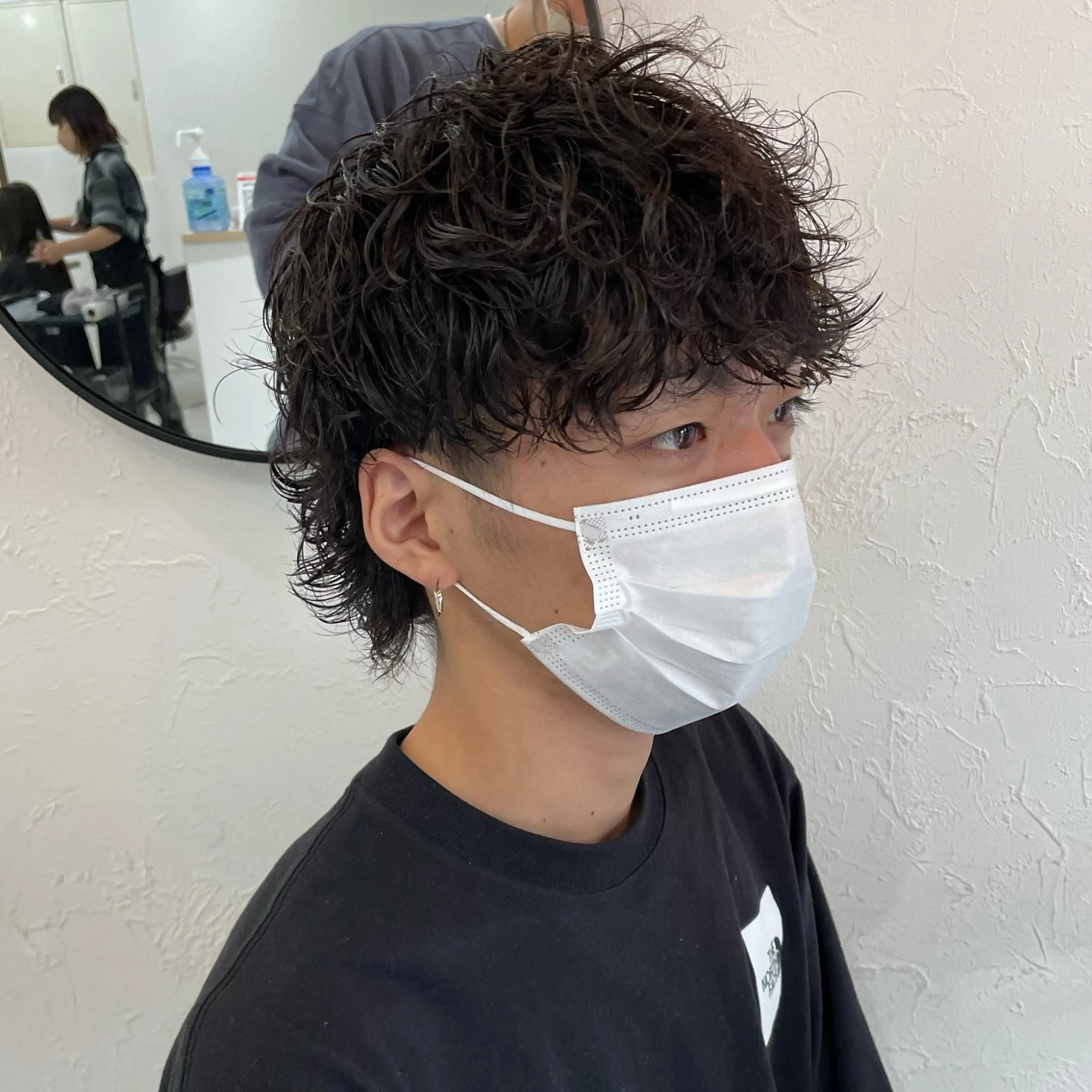パーマ メンズ センターパート マッシュ メンズパーマ プードルパーマ スパイキーショート 博多No.1 メンズパーマ美容師のヘアスタイル