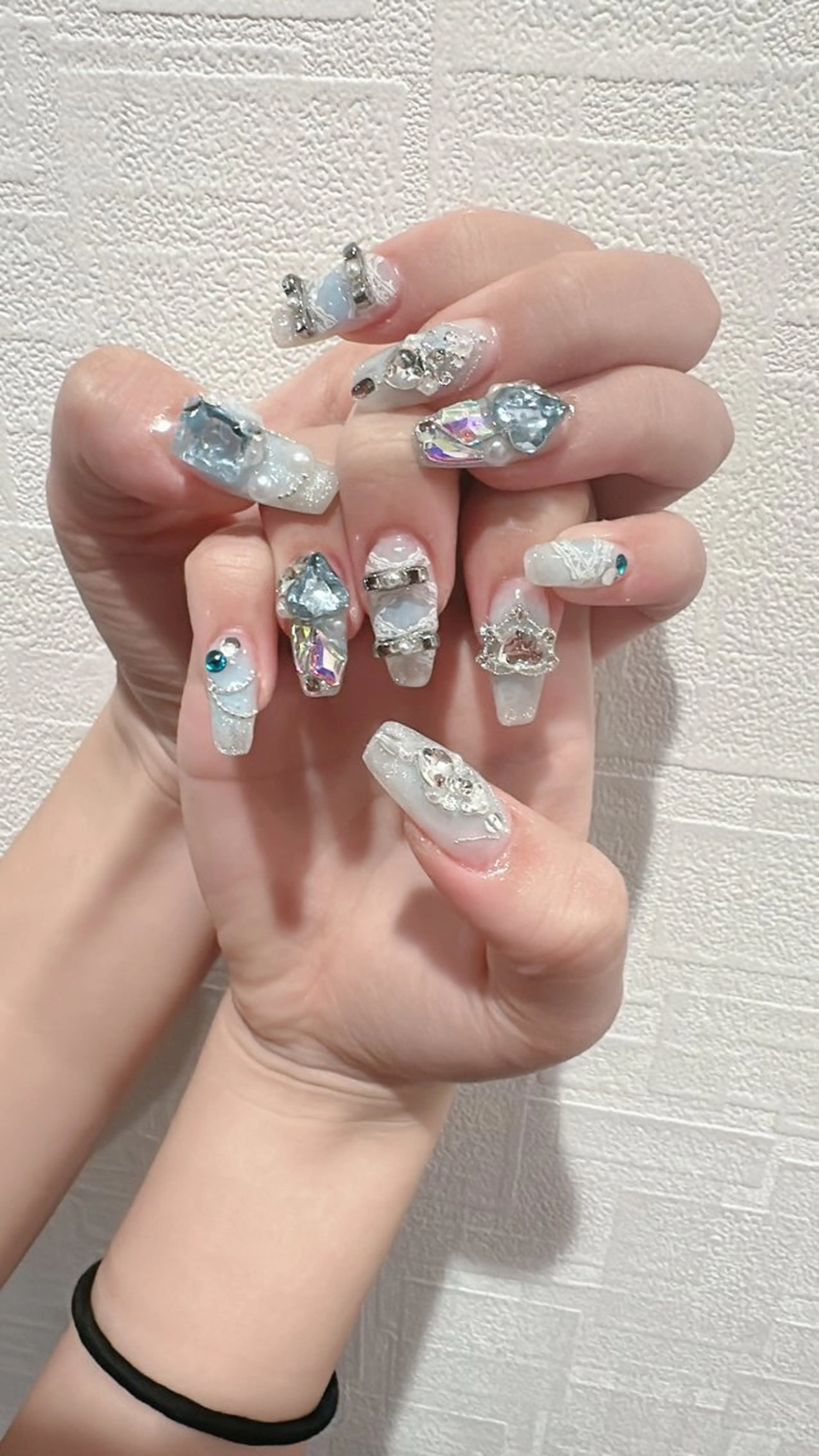 ネイル ハンドネイル スカルプ専門鈴木 里奈のネイルデザイン