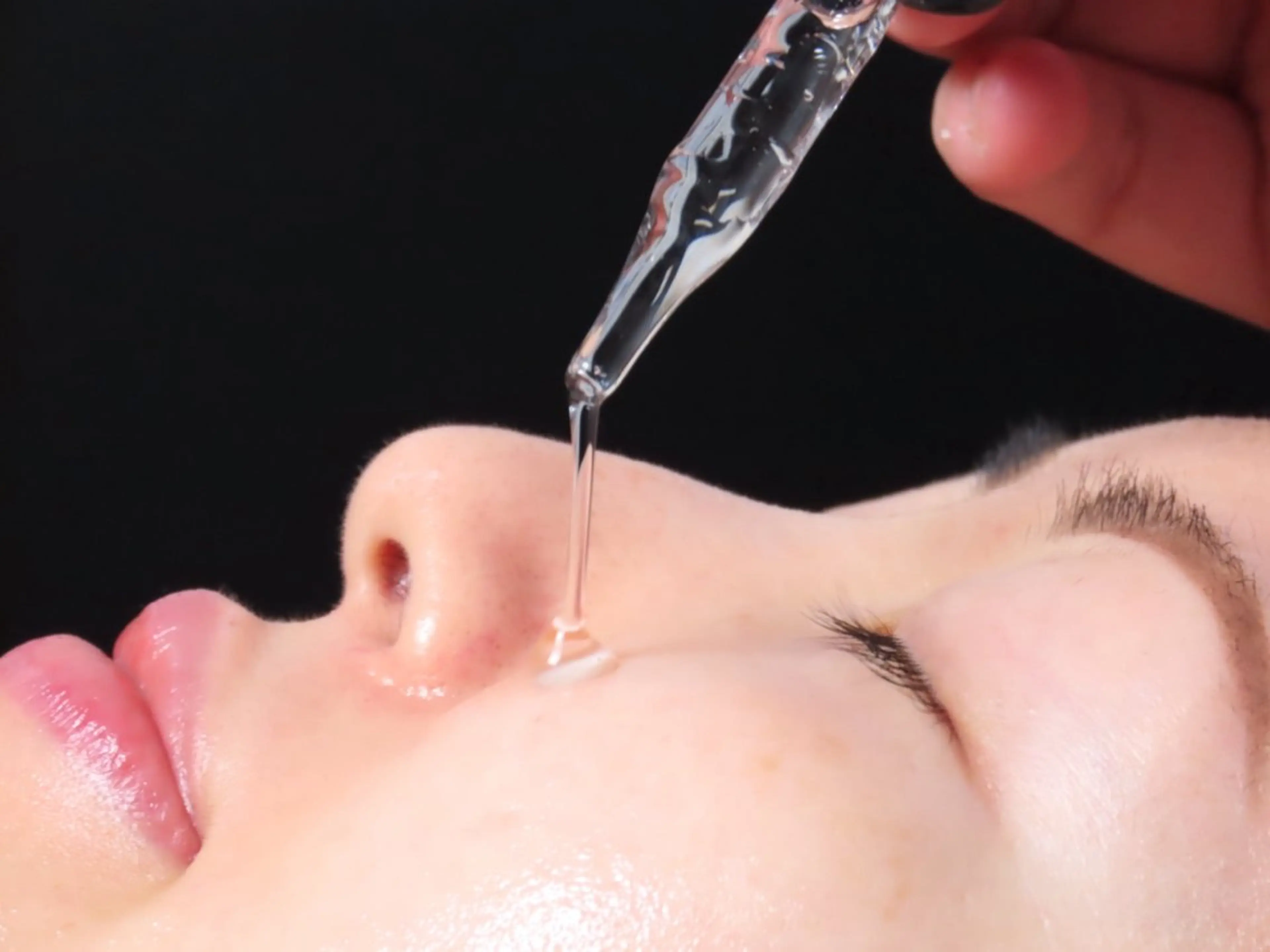 <ヒト幹細胞美容液導入付き> オーヴル毛穴フェイシャルの写真