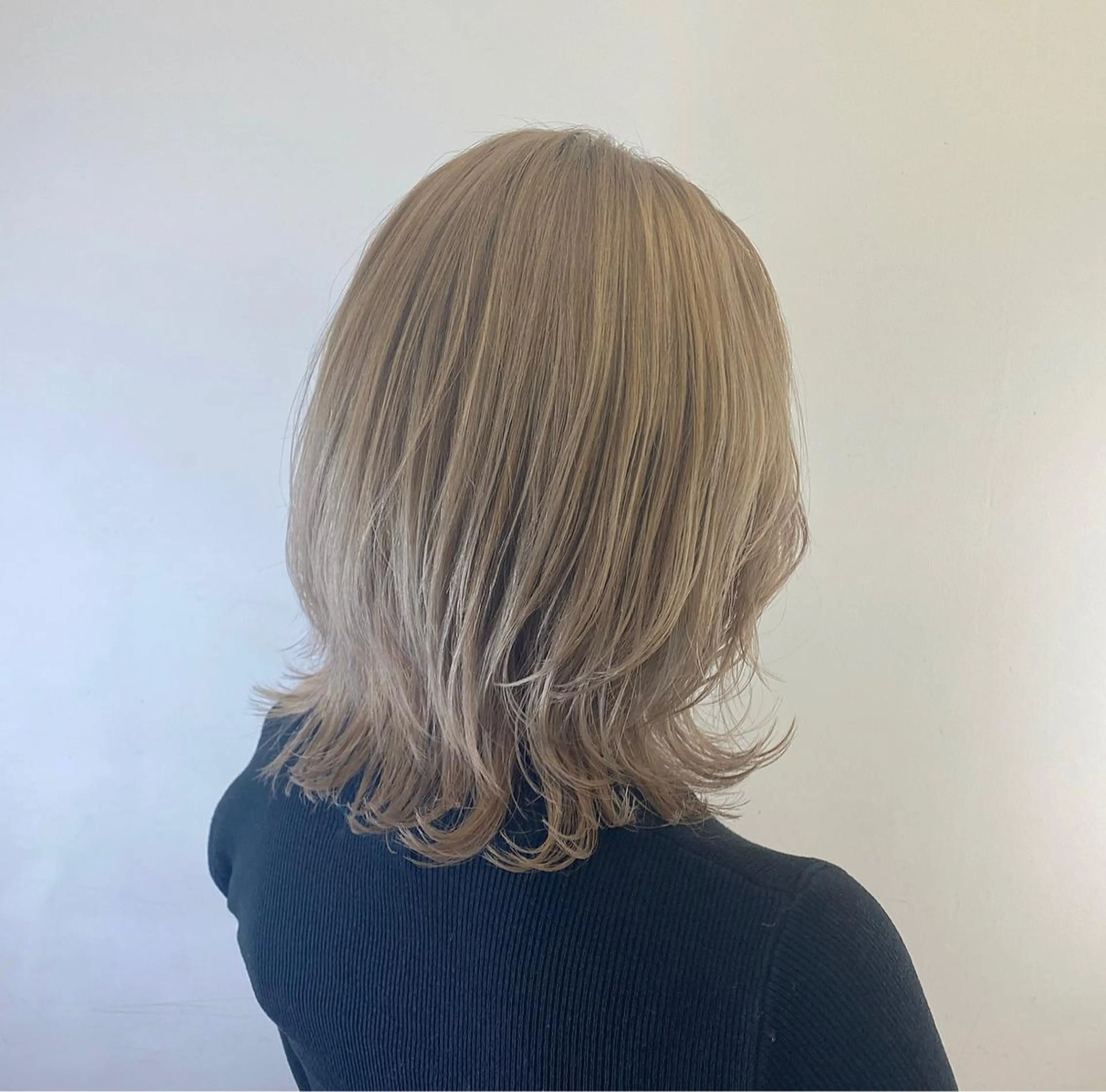 ミディアム カット ヘアカラー トリートメント sail所属・sail hairのヘアスタイル