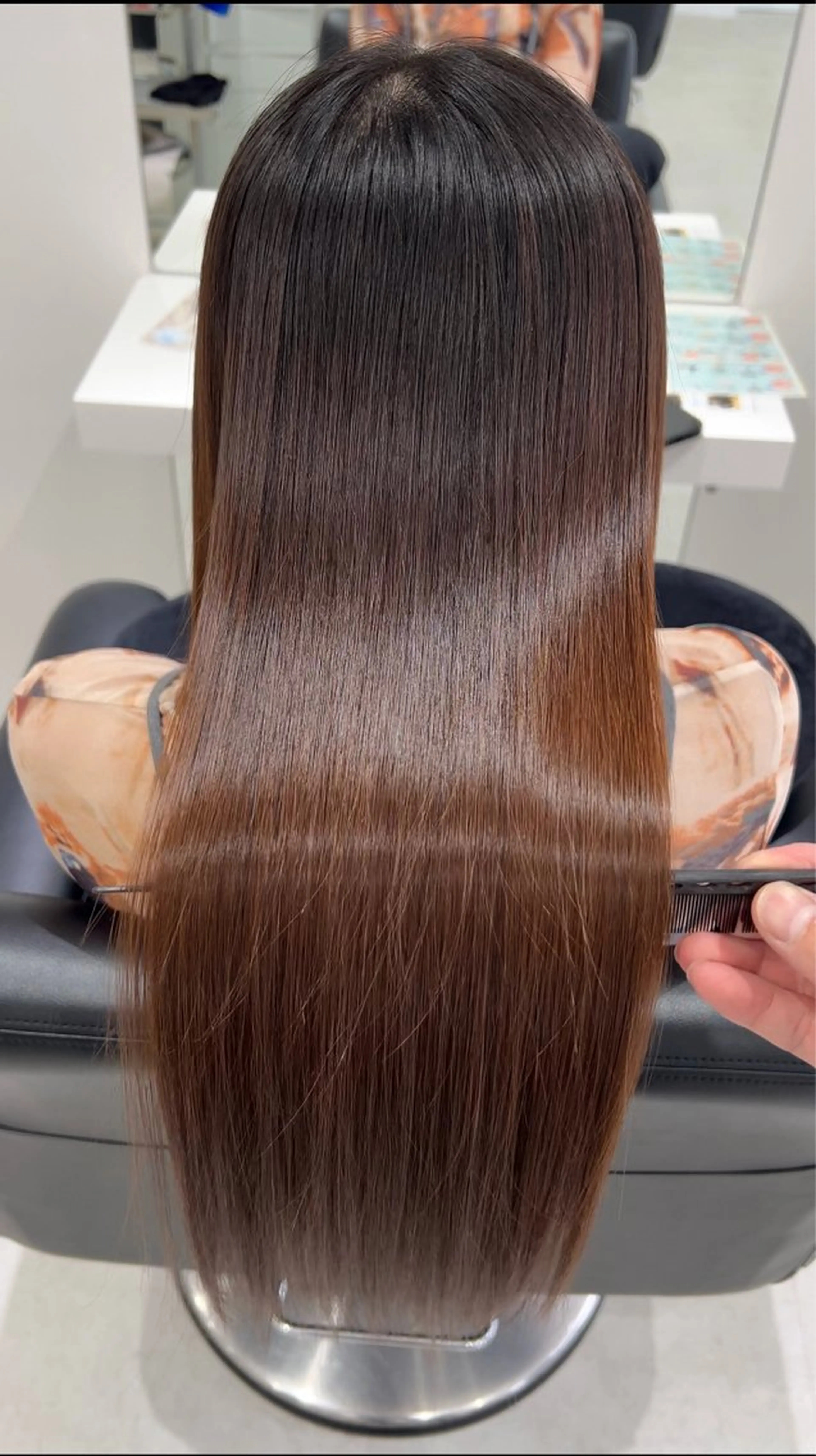 ロング パーマ 縮毛矯正 トリートメント ヘッドスパ ヘアセット 🖤:髪質改善/ 透明感カラー/Aoiのヘアスタイル