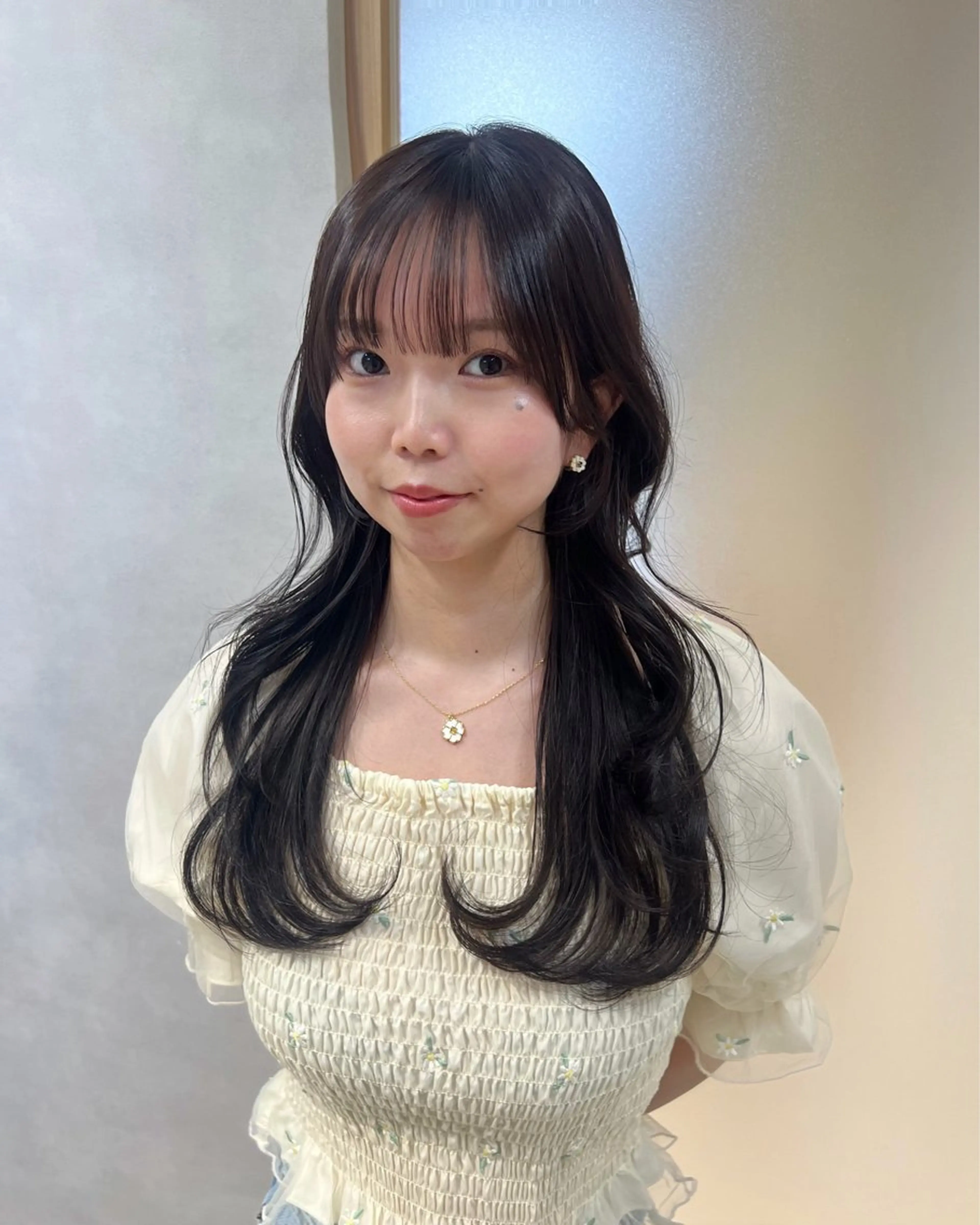 ミディアム ミディアムレイヤー 韓国風ヘア レイヤーカット レイヤーカット/韓国 艶カラー🪄REN.のヘアスタイル