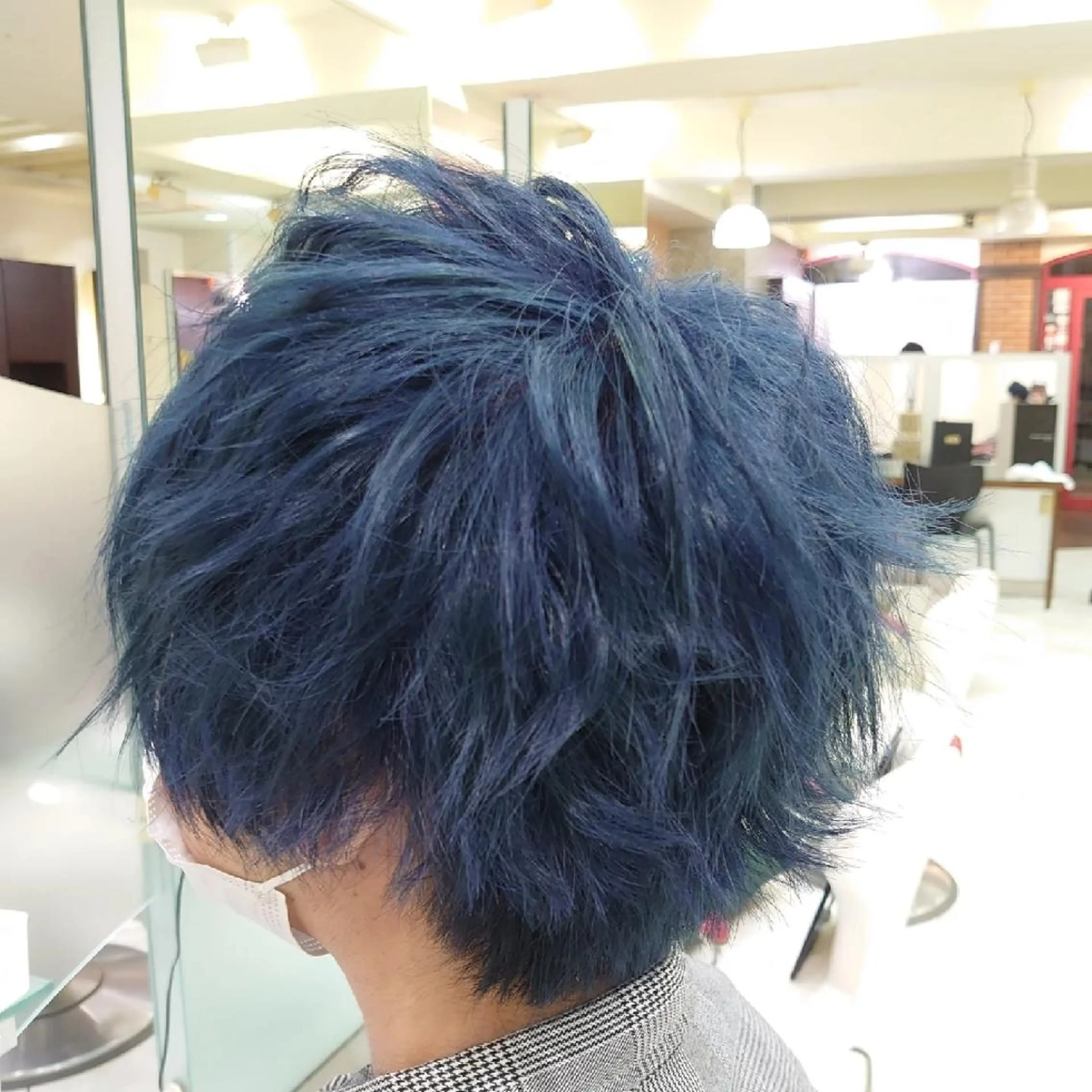 ミディアム カラー メンズ マッシュ レイヤーカット 大卒美容師  一ノ瀬 凌のヘアスタイル