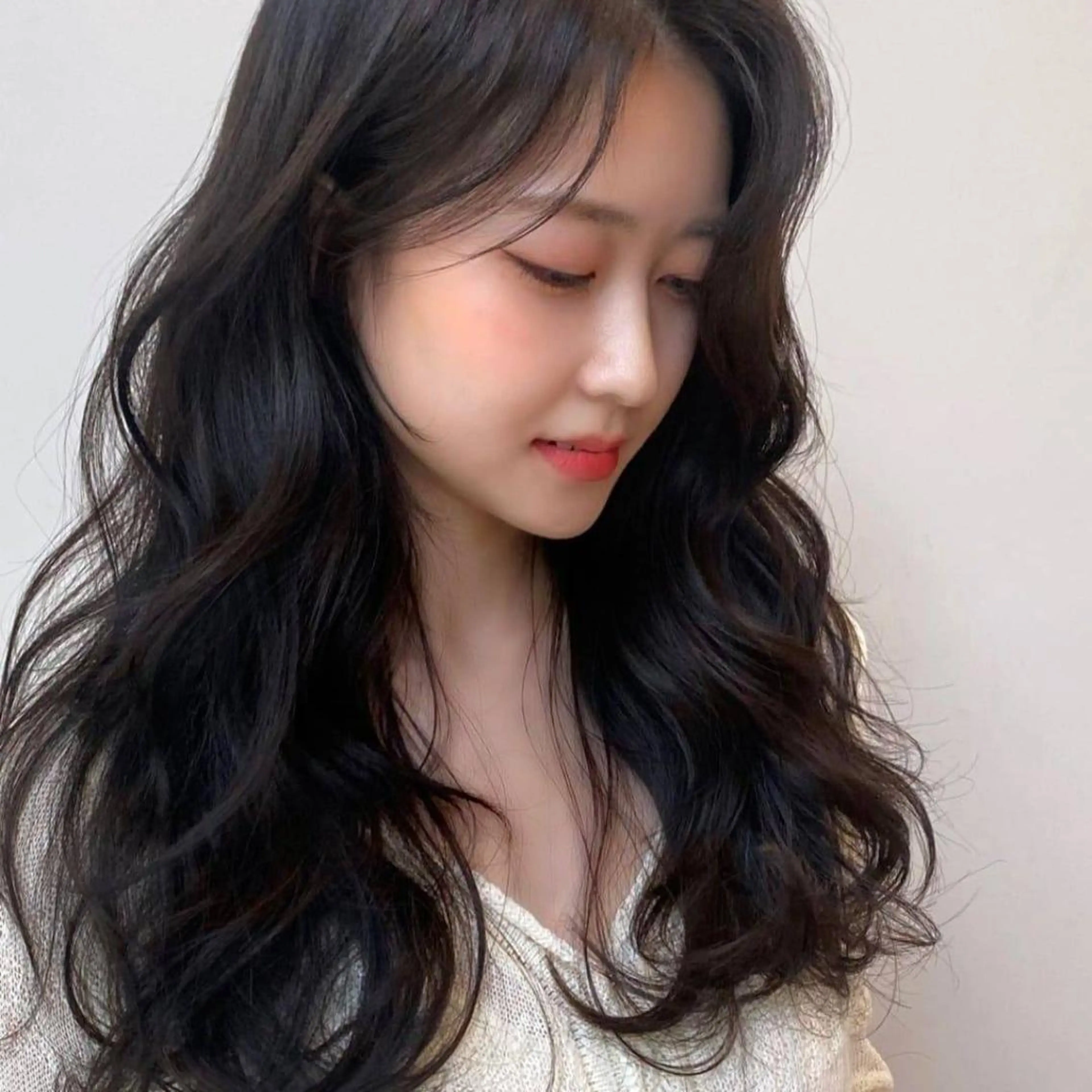 セミロング カラー ★学割★韓国× BIZEのヘアスタイル