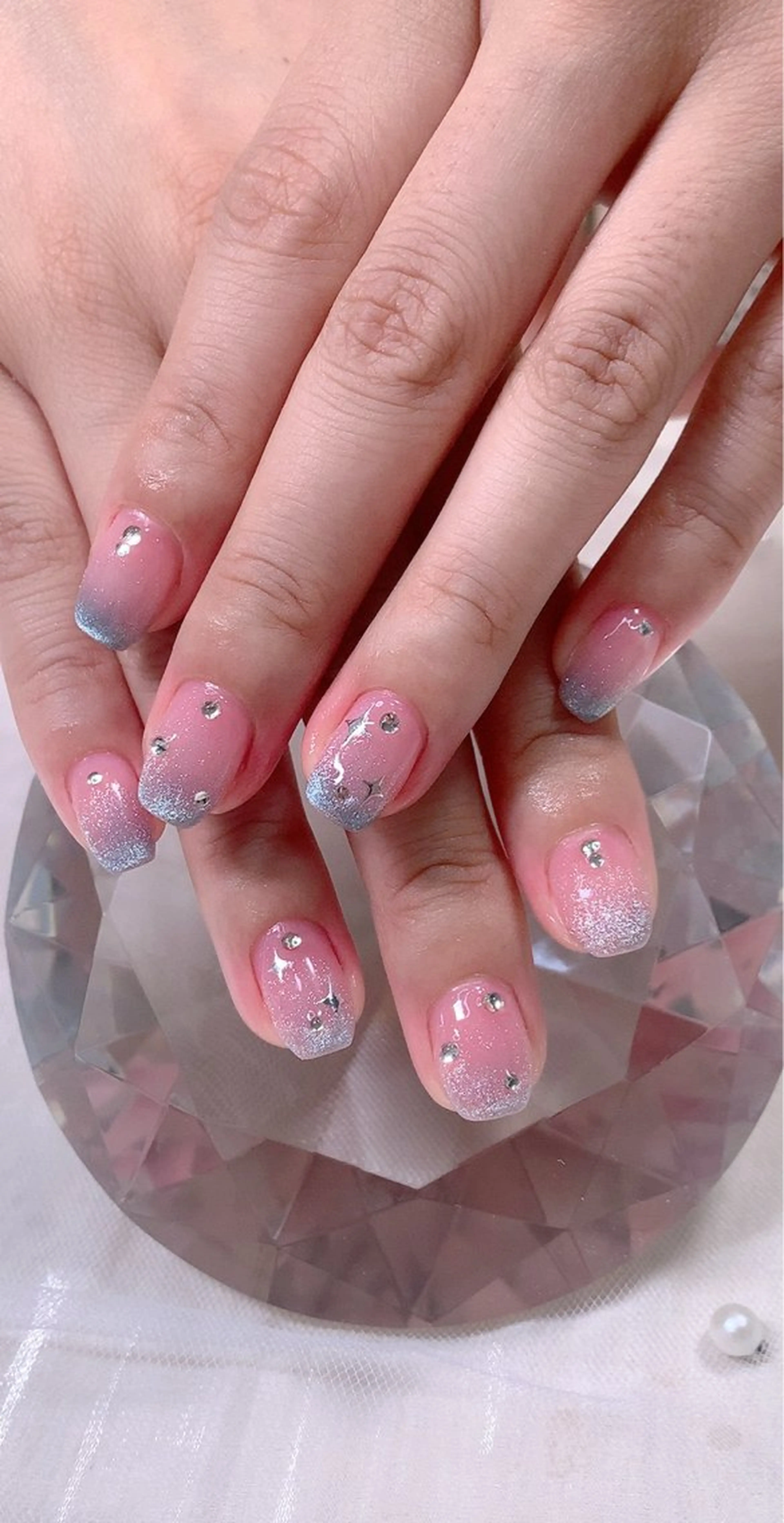 ネイル キラキラネイル マグネットネイル オフィスネイル シンプルネイル Cute Tips nailのネイルデザイン