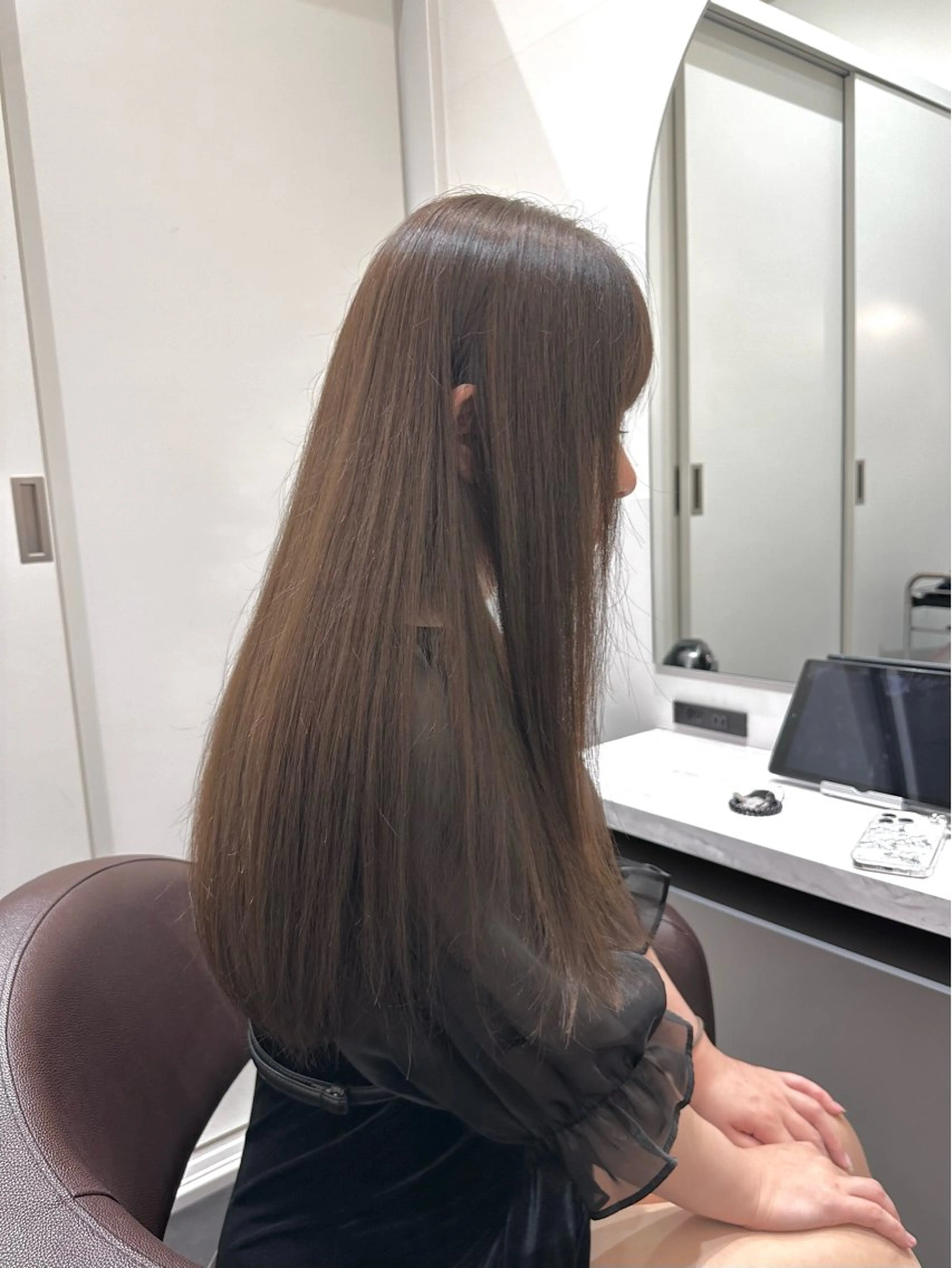 ロング カラー ブリーチ グレージュ ブリーチなしカラー 髪質改善 カット ヘアカラー トリートメント LUMO所属・矢野 晃平のヘアスタイル