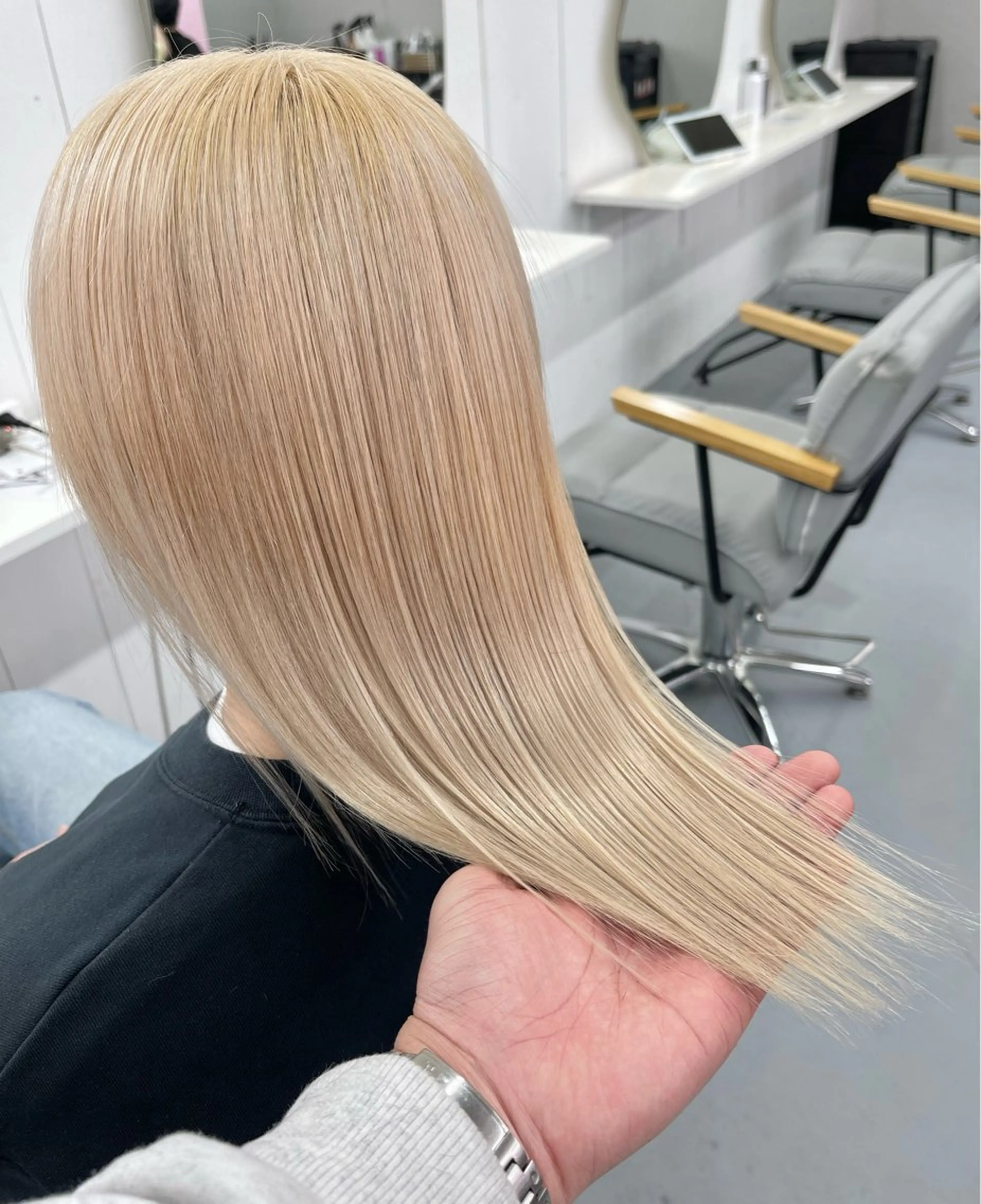 ダブルカラー＋髪質改善トリートメントの写真