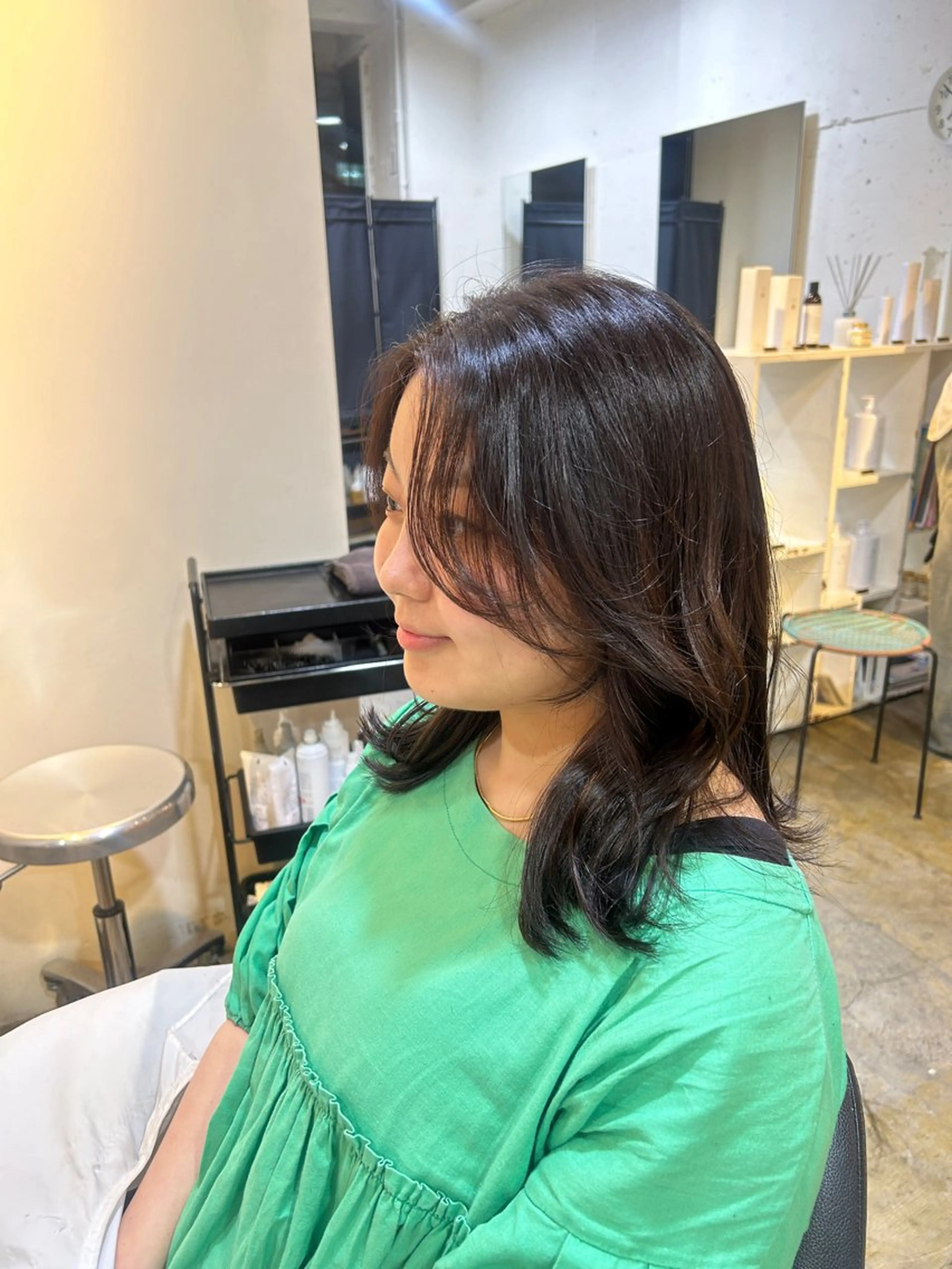 ミディアム カラー カット ヘアカラー ナチュラル大人っぽい スタイル MAORIのヘアスタイル