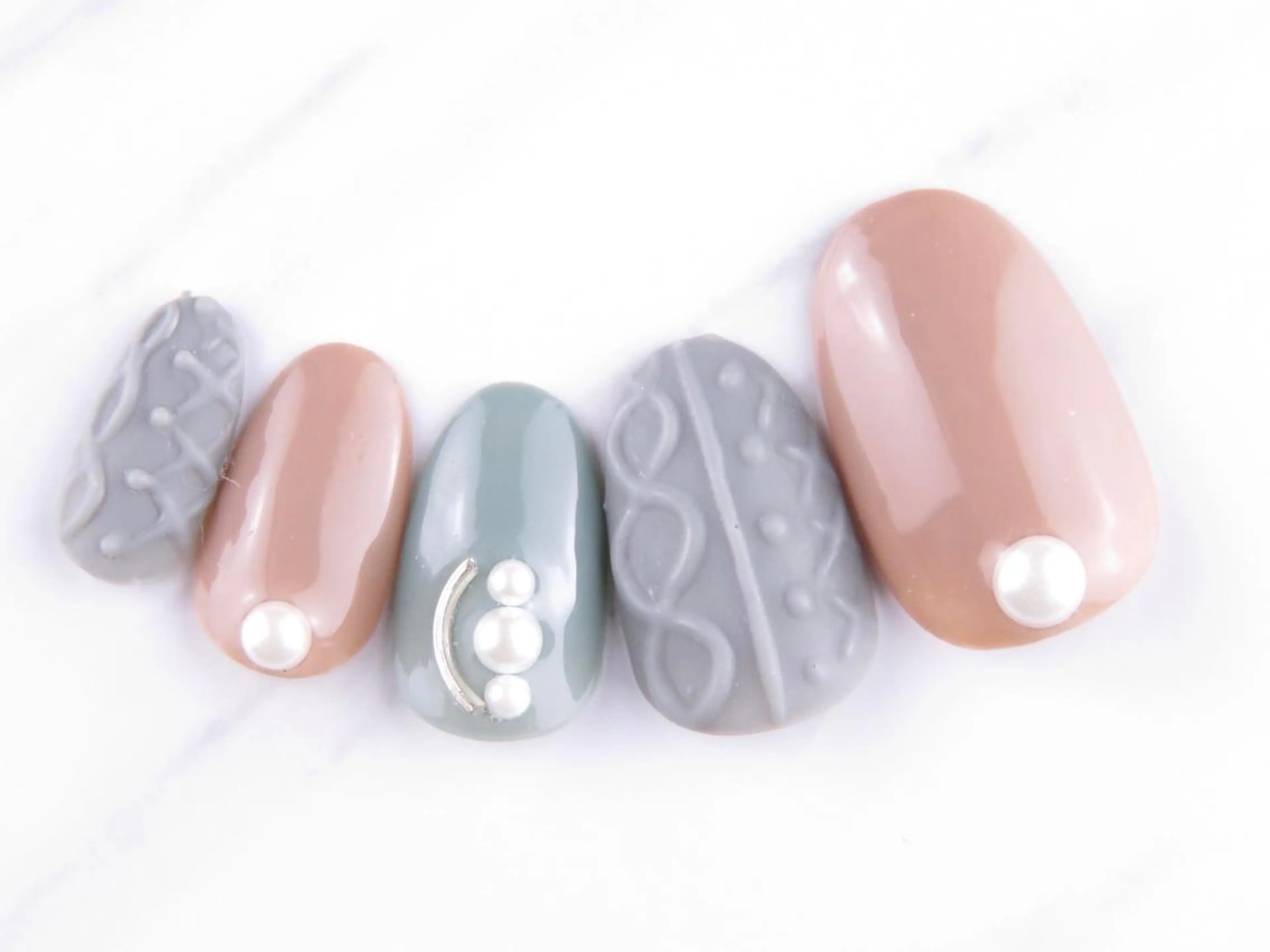 ネイル ネイリスト シンのネイルデザイン