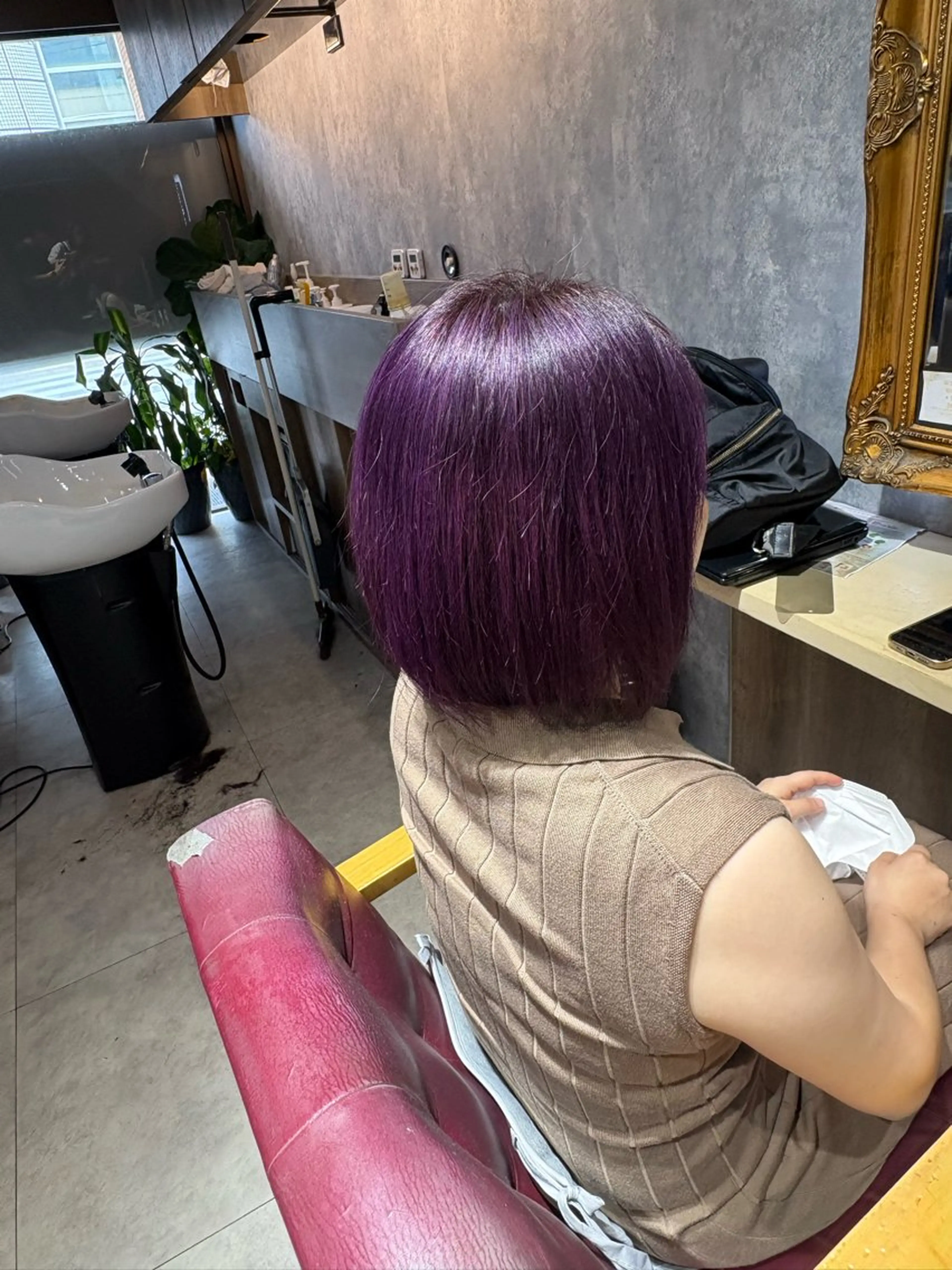 ショート カラー ブリーチ パープルカラー ヘアカラー Hare salon Alion　Jinのヘアスタイル