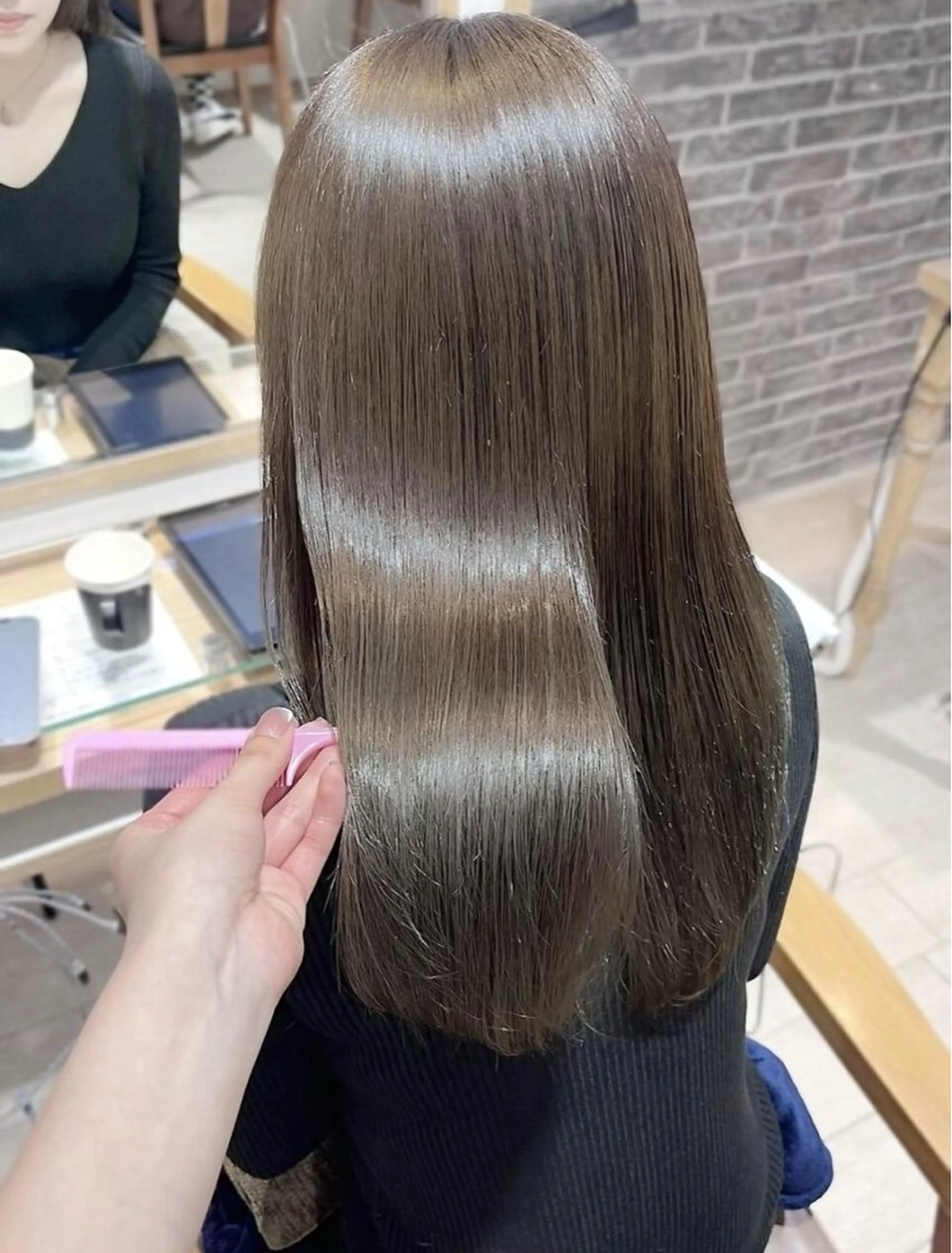 カラー ヘアカラー トリートメント 🎀モモ🎀 透明感カラーモデルのヘアスタイル