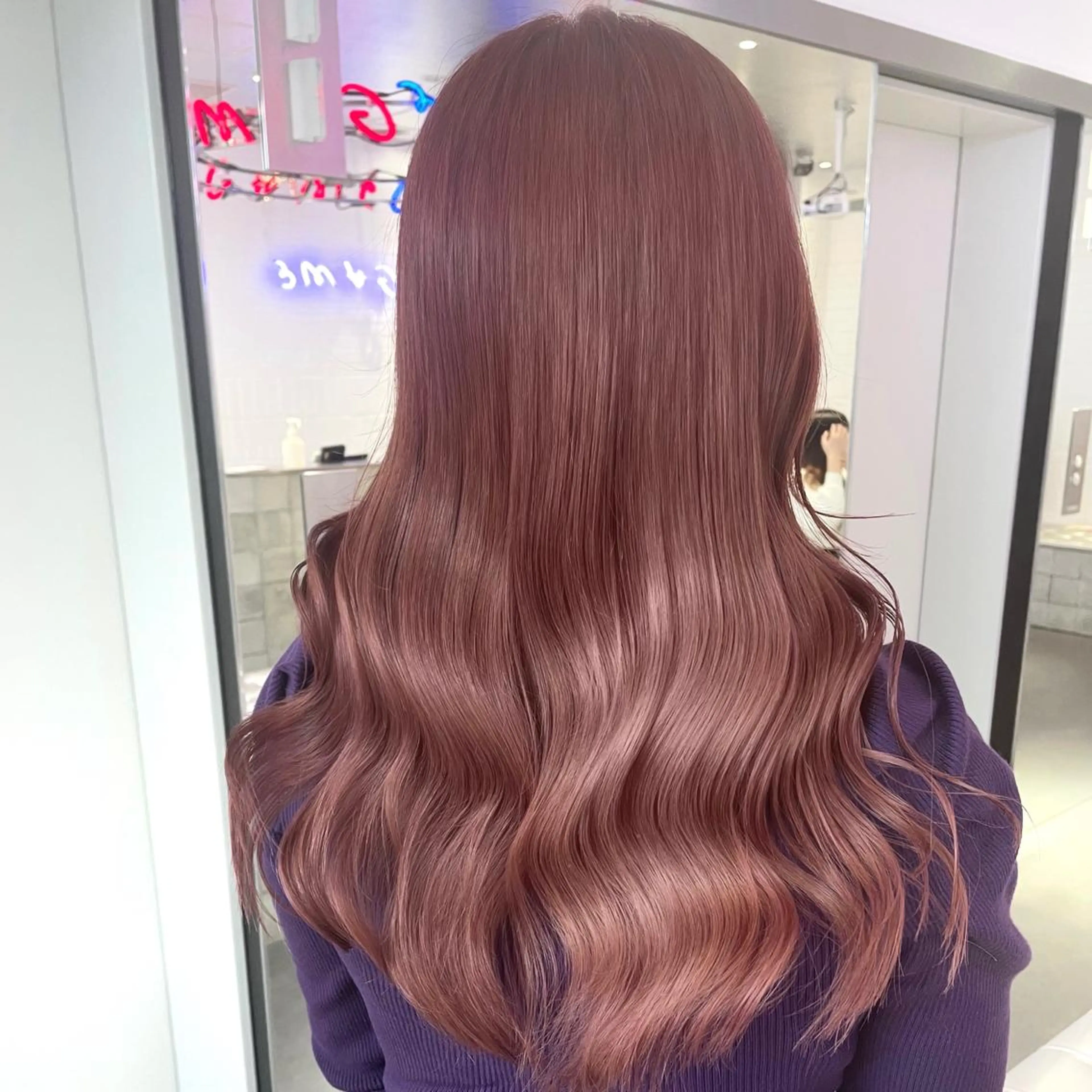 ロング カット ヘアカラー レイヤー×グレージュ /ピンク🩷mioのヘアスタイル