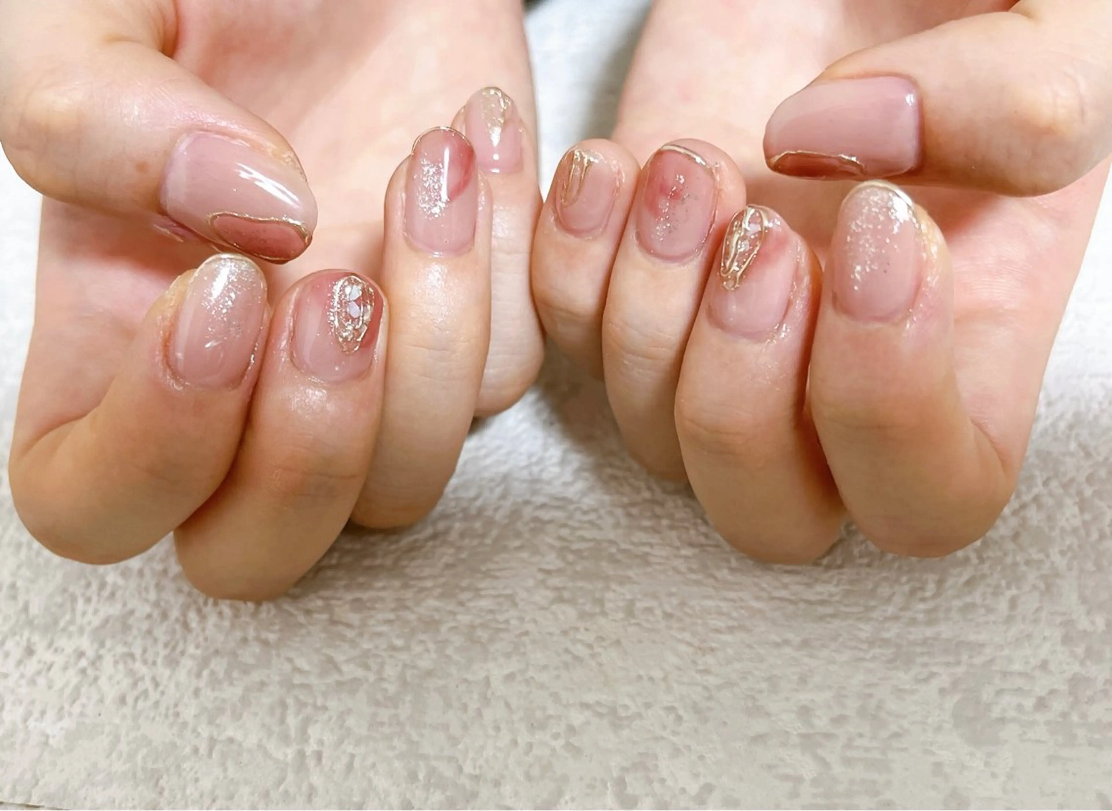 ネイル オーロラネイル フットネイル フレンチネイル ジェルネイル 韓国ネイル Mogu nail 二子玉川のネイルデザイン