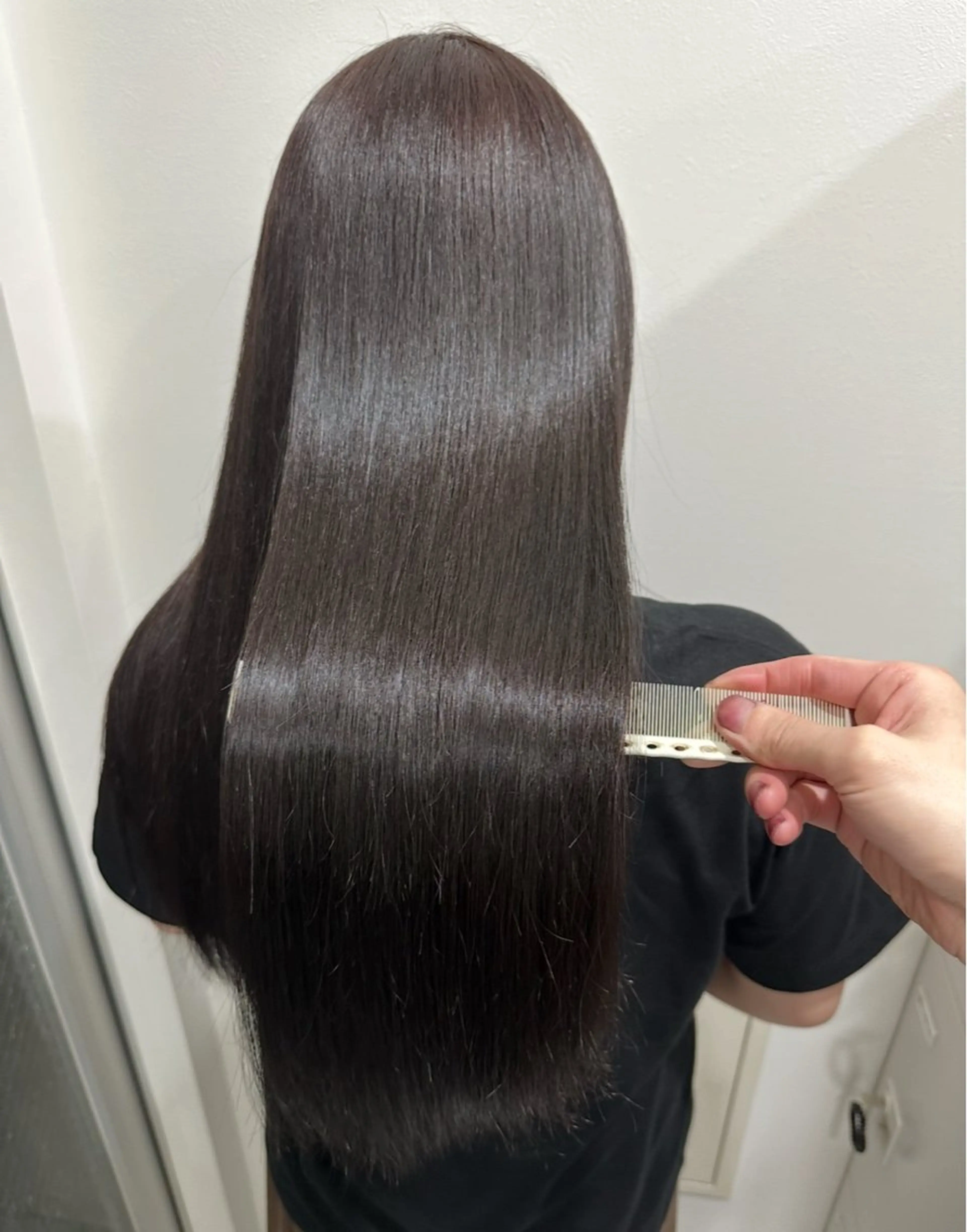 セミロング パーマ ヘアアレンジ 学生 縮毛矯正 ストレートパーマ カット 縮毛矯正 ヘアセット 🩵ダメージレス艶感 ハイトーン🩷のヘアスタイル