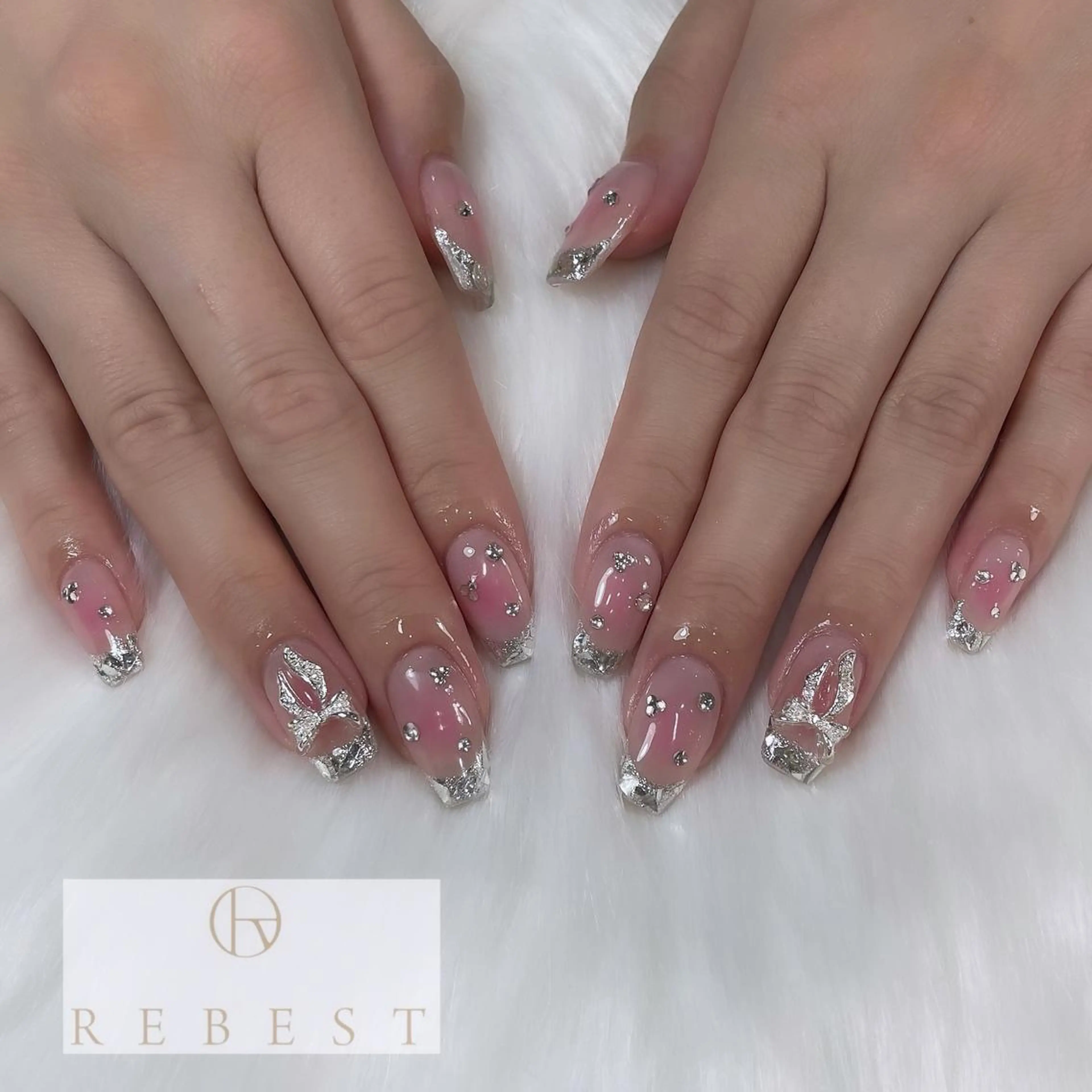 ネイル リーベスト ネイル💅のネイルデザイン