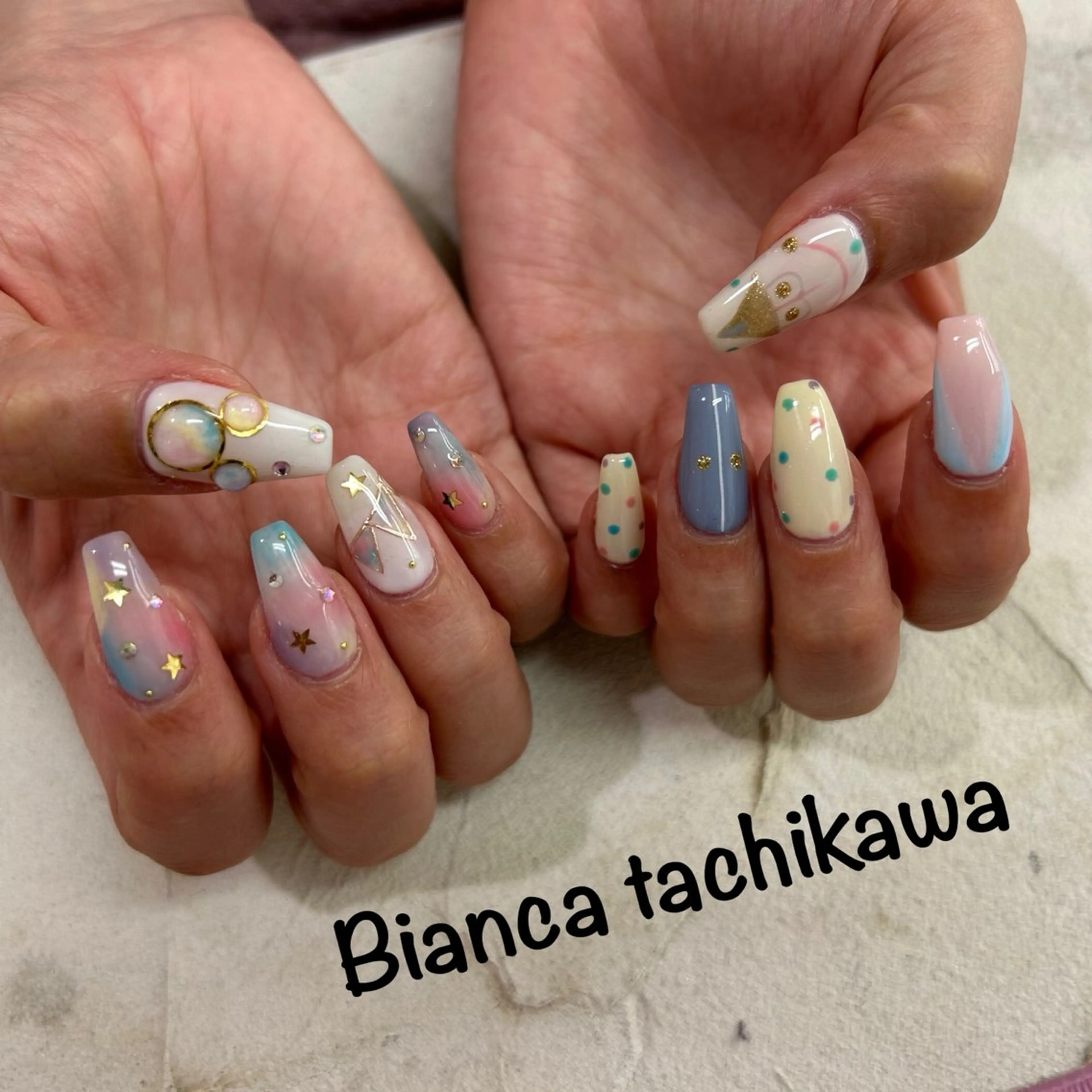 ネイル Bianca 立川店 小川のネイルデザイン