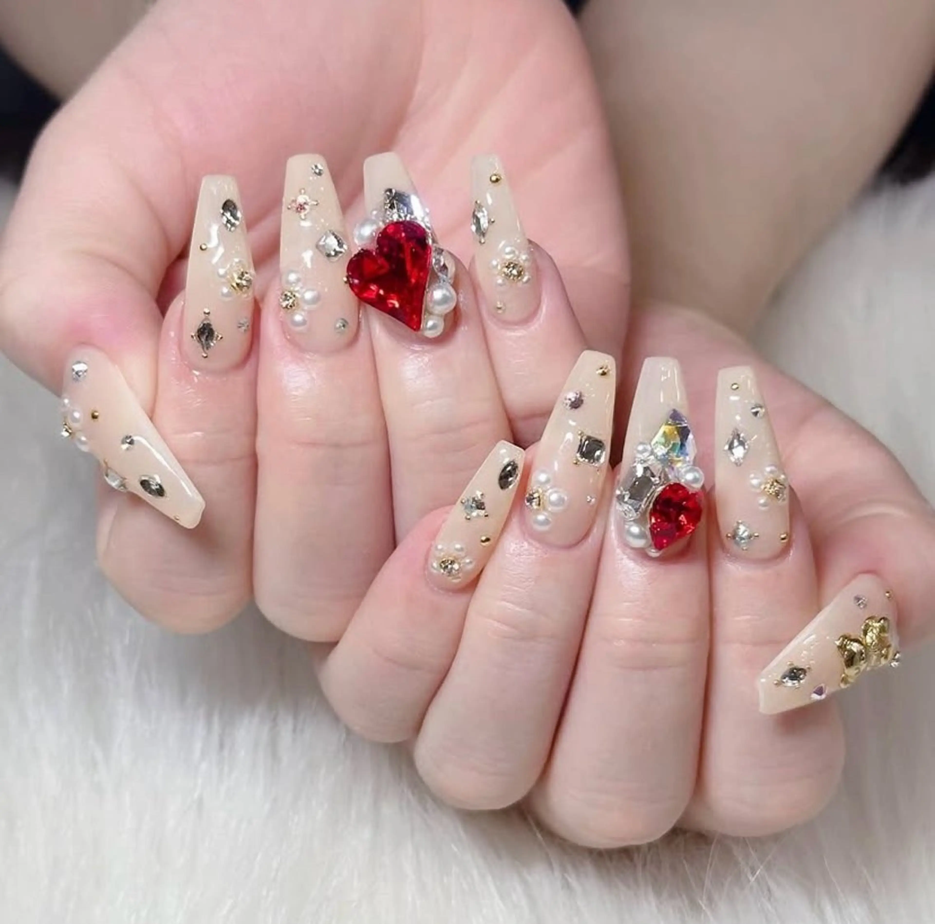 【チップ長さだし】FZ持ち込みデザインやり放題🎨🎨スト一ン&パ一ツ付き🥰ジェルオフ付き✨✨の写真