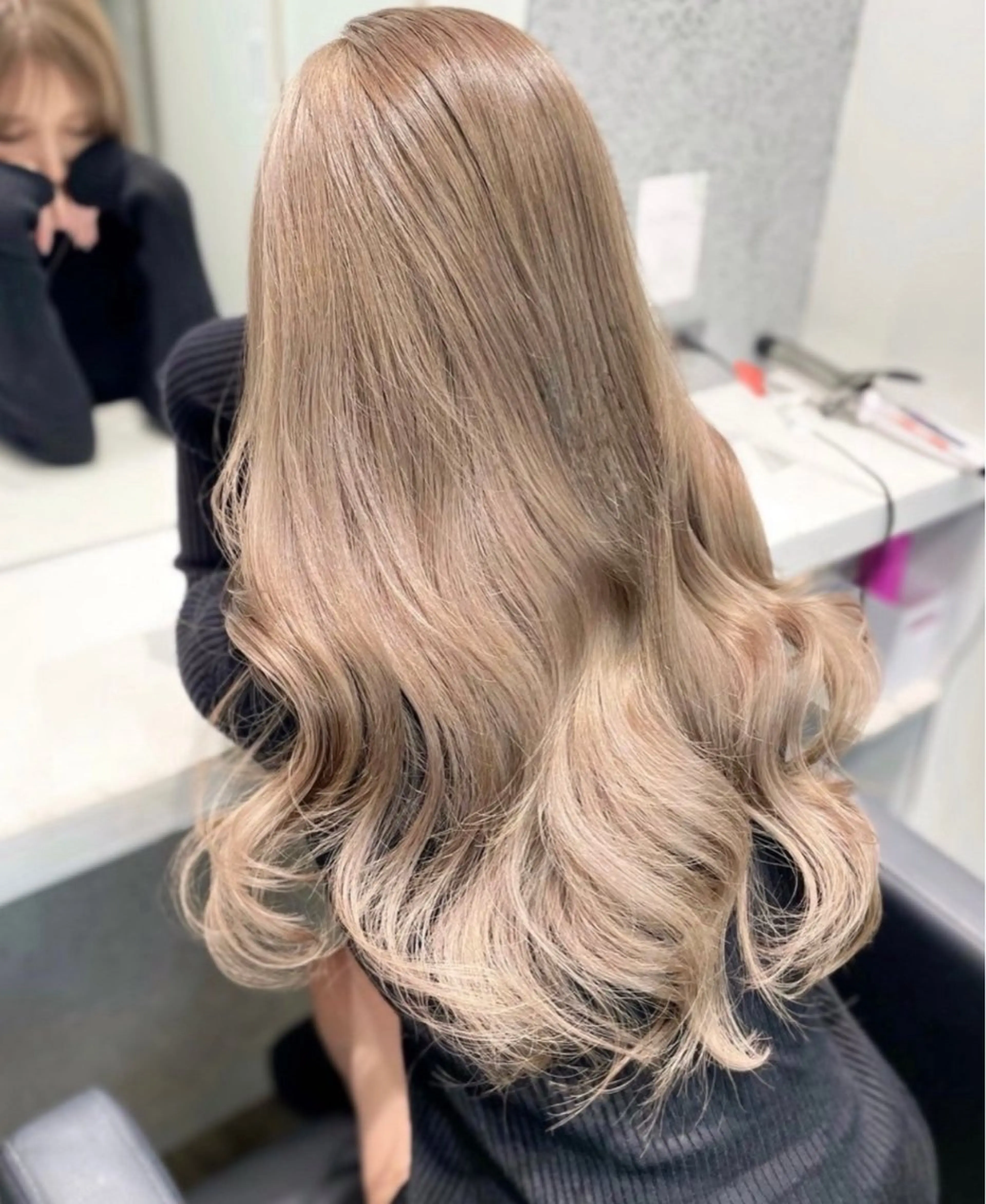 ロング カラー ベージュカラー ミルクティーベージュ ホワイトミルクティーベージュ カット ヘアカラー 東京🌈菊池 湧輝🫧表参道/渋谷のヘアスタイル