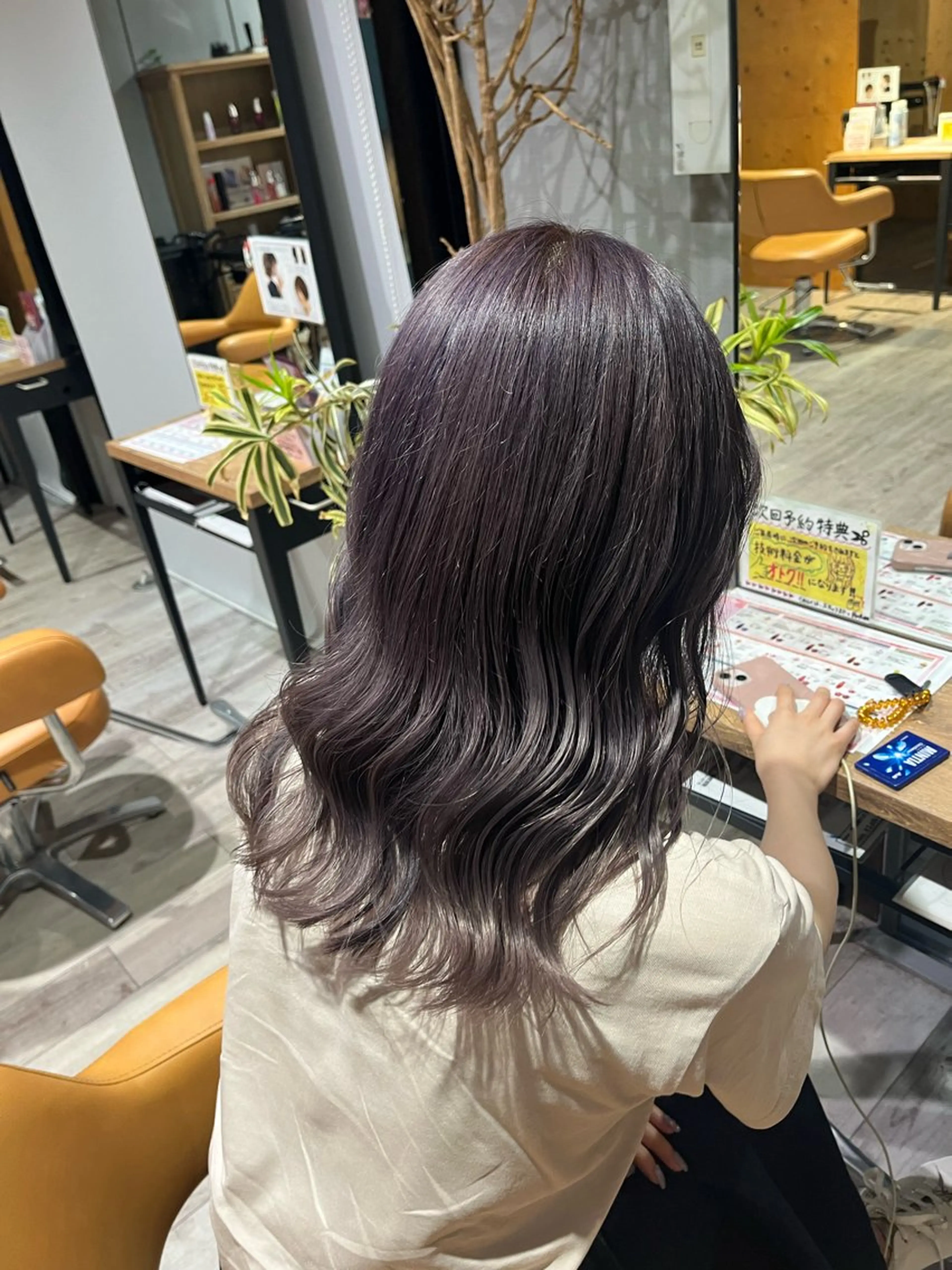 ミディアム EAST by ergo所属・カットモデル募集中 🌸佐藤美桜のヘアスタイル