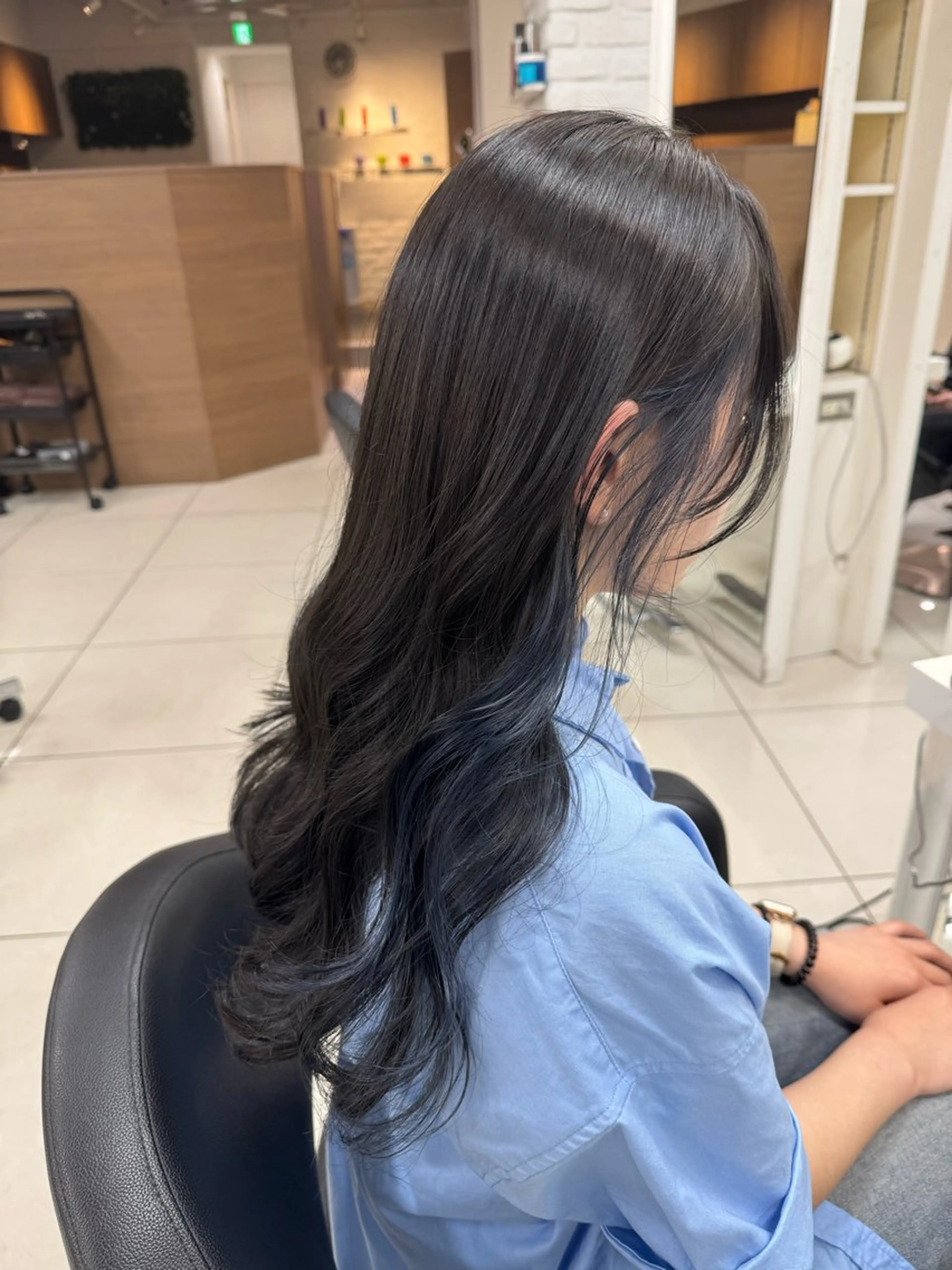 ロング カラー カット ヘアカラー トリートメント K kasumiのヘアスタイル