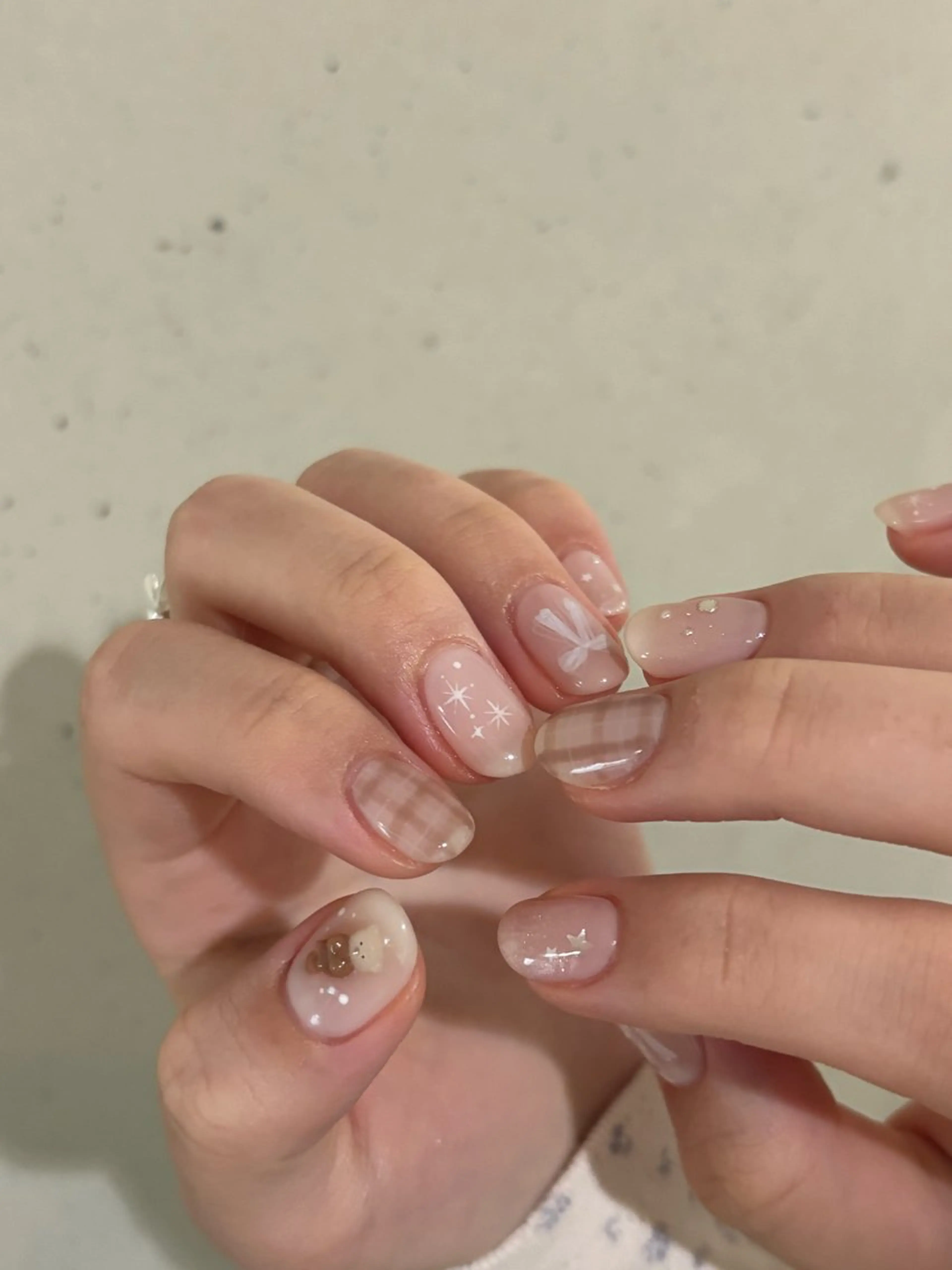 ネイル emi 🧸のネイルデザイン