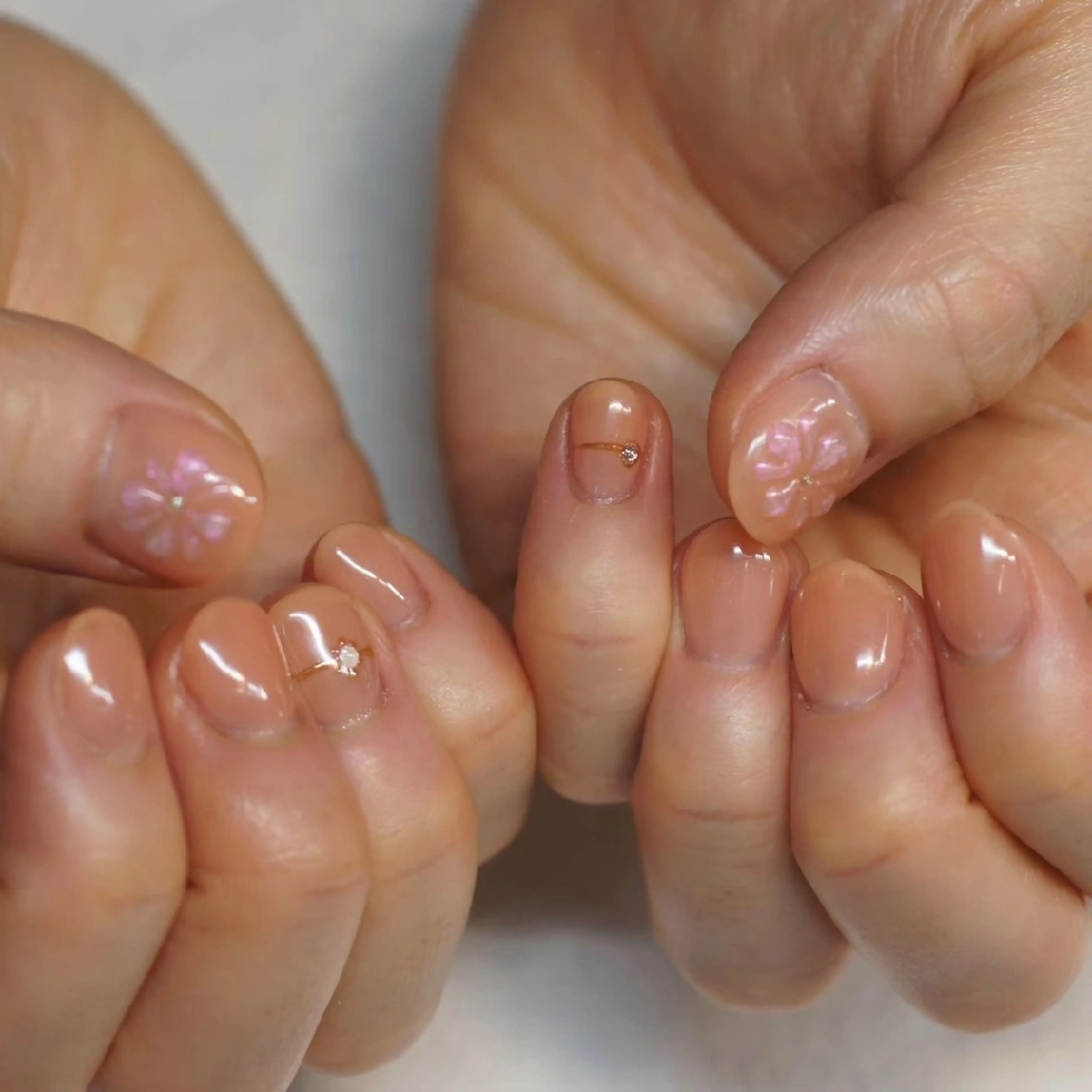 ネイル フラワーネイル オフィスネイル ぷっくりネイル ハンドネイル nails muu まゆのネイルデザイン