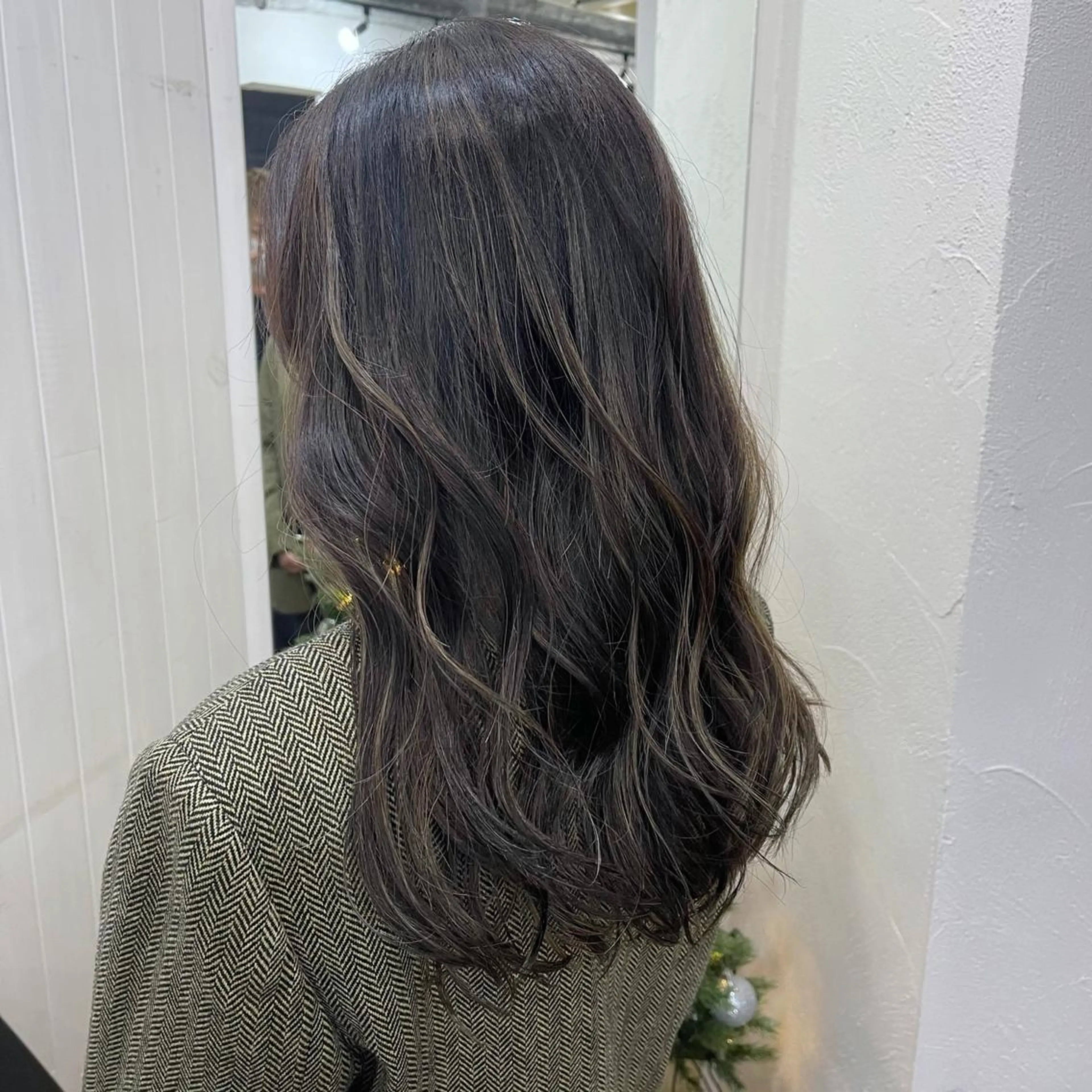 セミロング ブリーチダブルカラー 【koide】のヘアスタイル