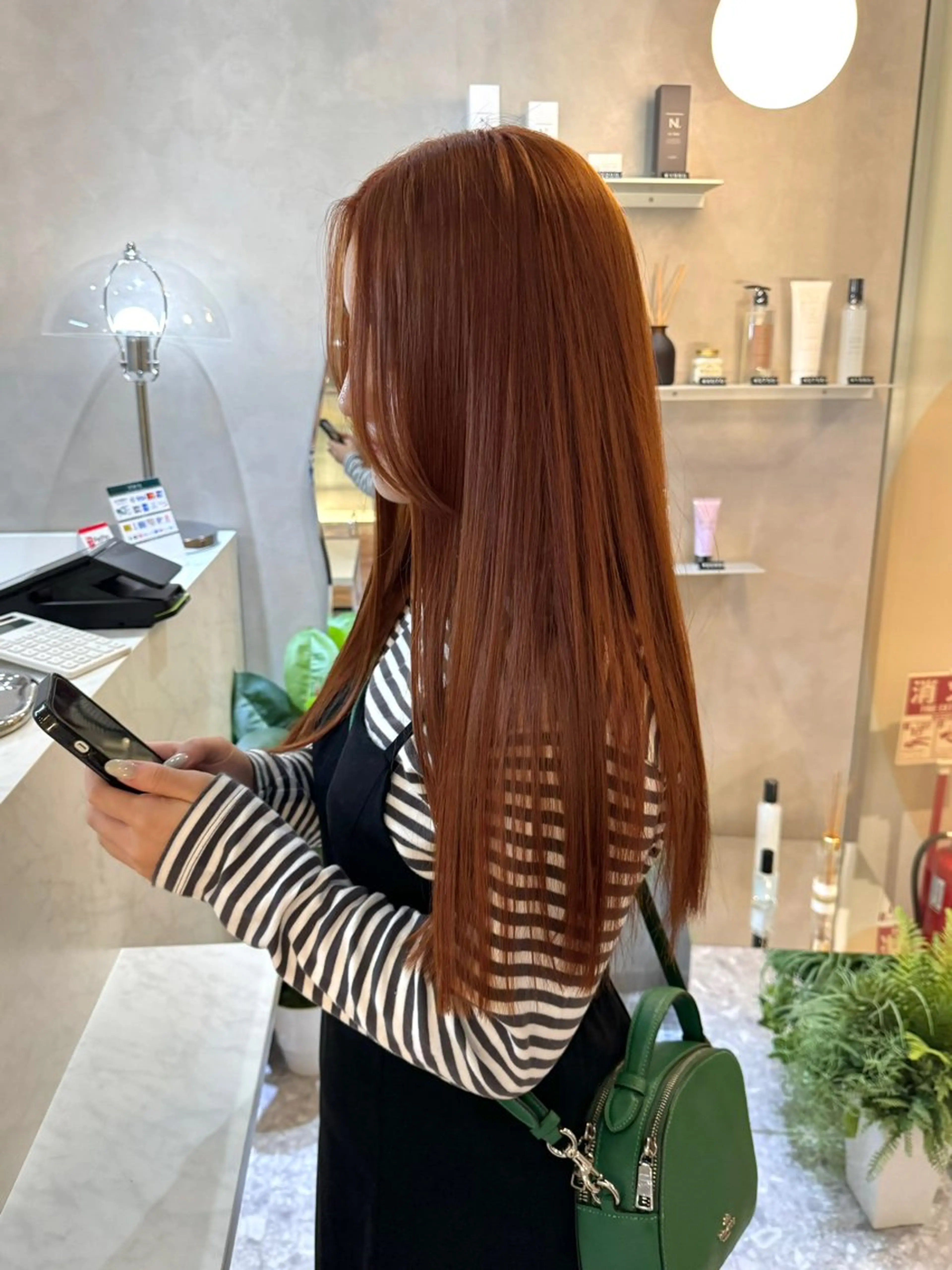 ロング カラー ヘアカラー 韓国ヘア🇰🇷 松田光里のヘアスタイル