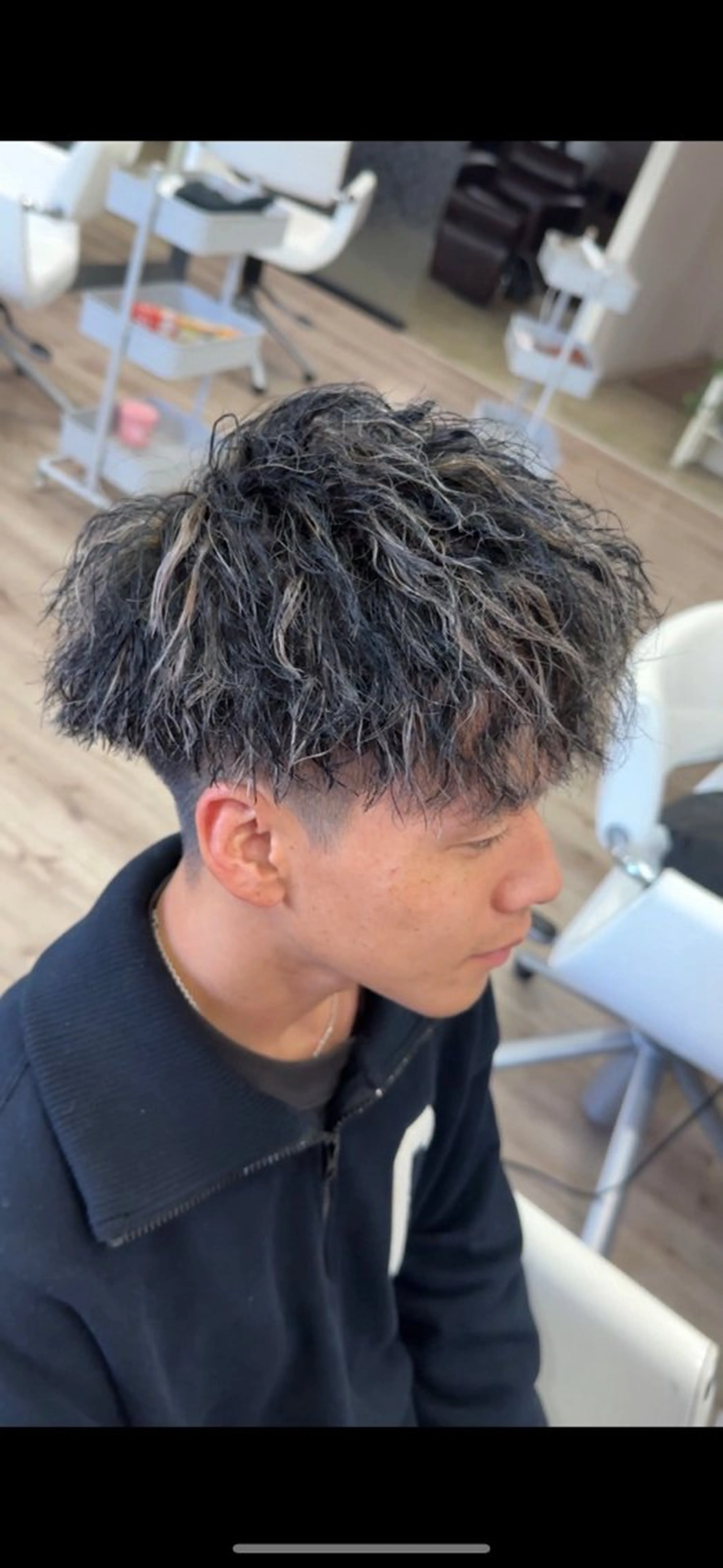 パーマ 平林 弥斗のヘアスタイル