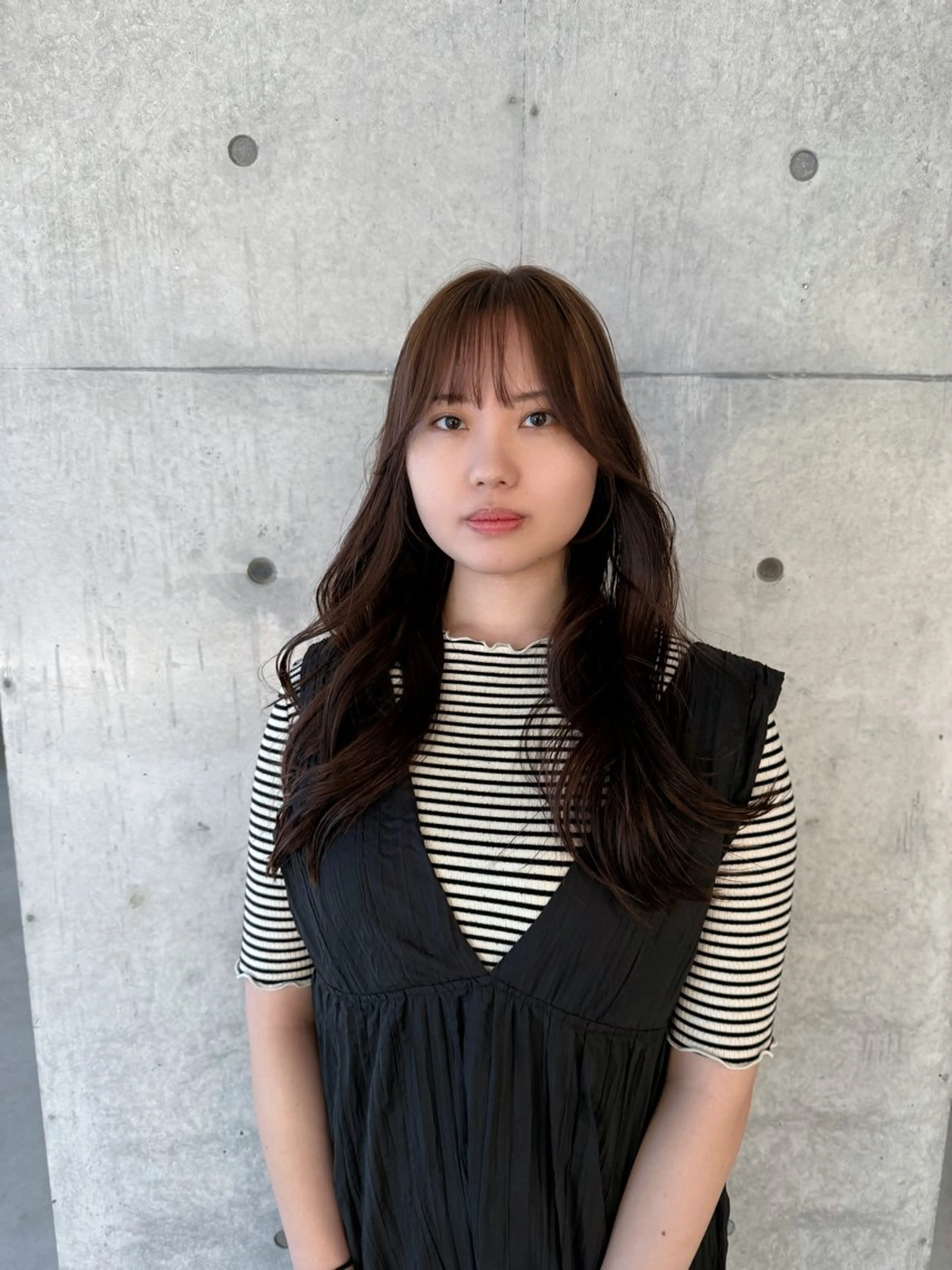ロング カラー ロングレイヤー アッシュ ベージュカラー ブリーチ 透明感カラー カット ヘアカラー トリートメント 日本一丁寧なカット/ 小林輝🍀︎のヘアスタイル