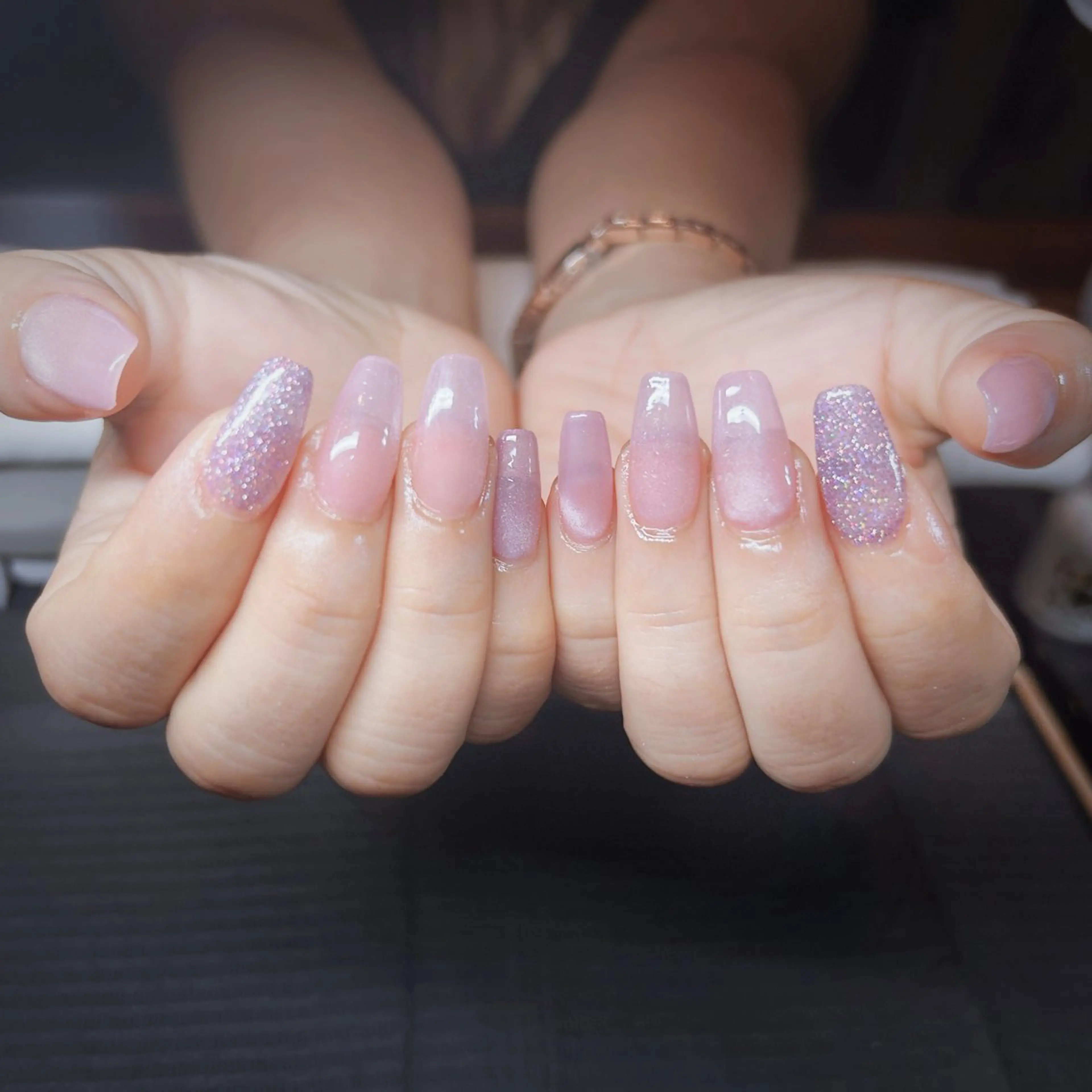 【オフあり】💅１０本長さだし＋🎨マルチカラー 5色までok👌の写真