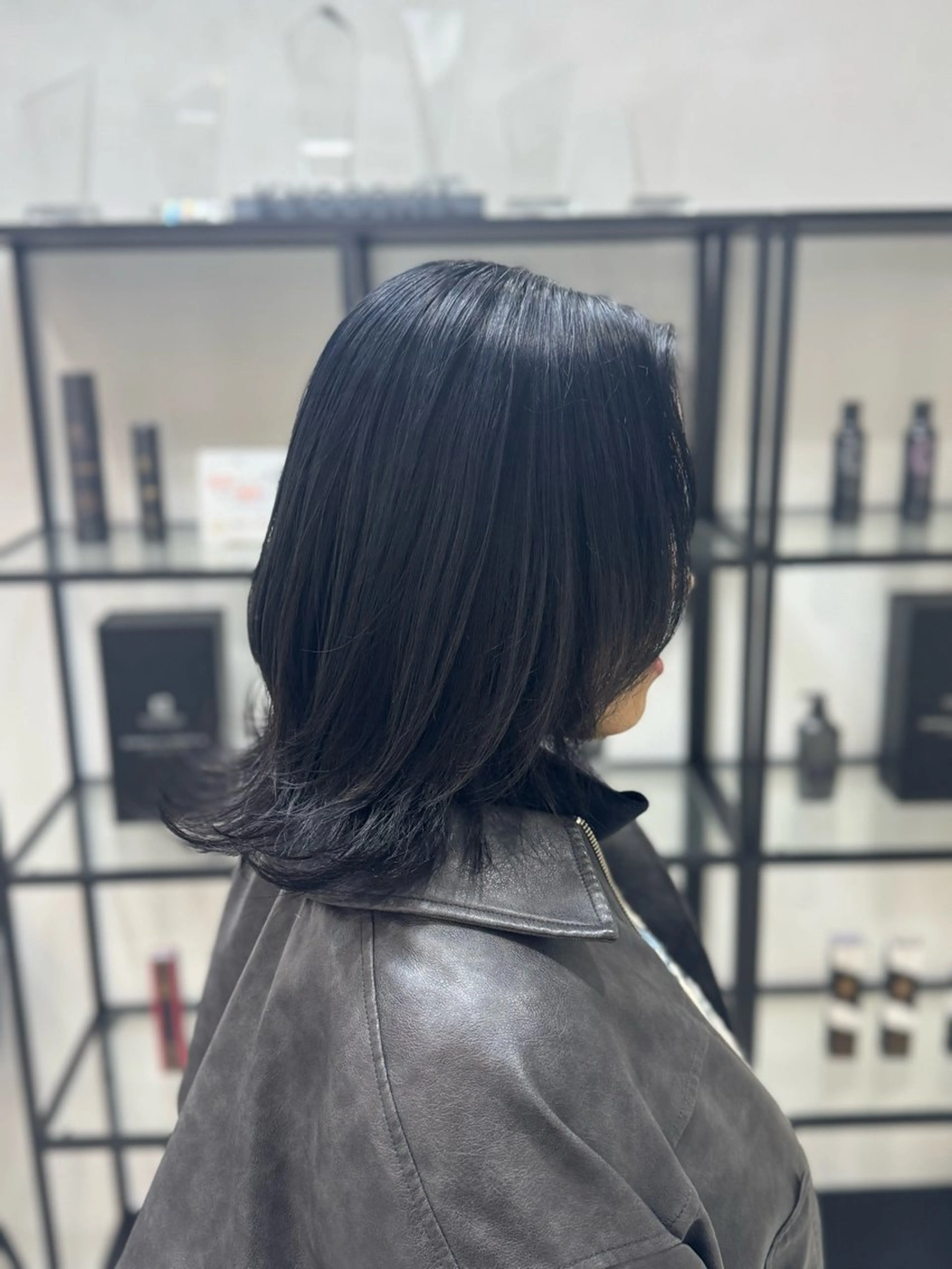 ロング カラー 黒髪 髪質改善 韓国風ヘア 縮毛矯正 トリートメント ヘアカラー トリートメント ヘアセット ブリーチなし Ⅰ 髪質改善カラーのヘアスタイル