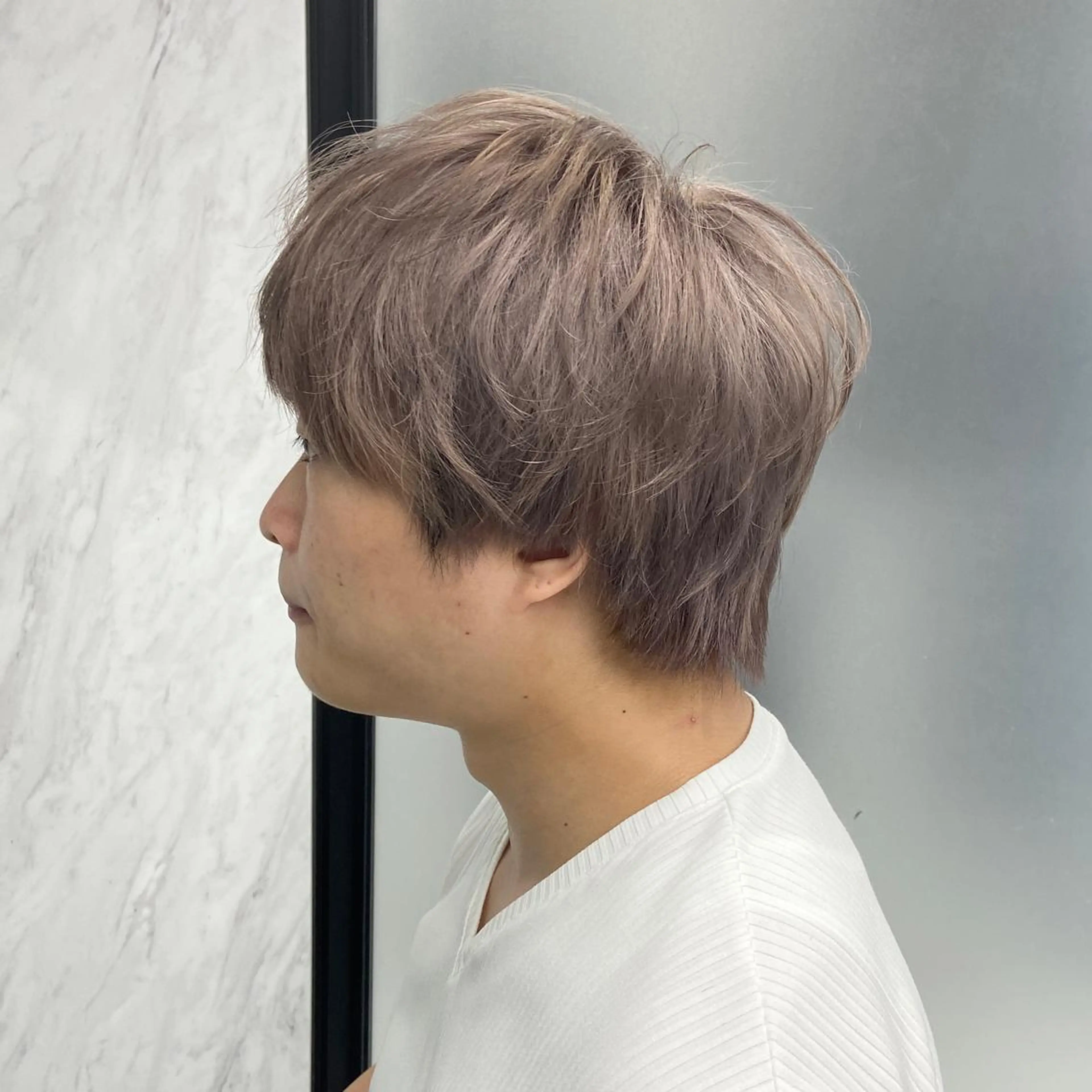 ショート カラー メンズ メンズハイトーン ハイトーンカラー ヘアカラー トリートメント ミルボンAujua認定サロン Ria  OSAKA 梅田所属・メンズ、エクステ特化 Ryuのヘアスタイル