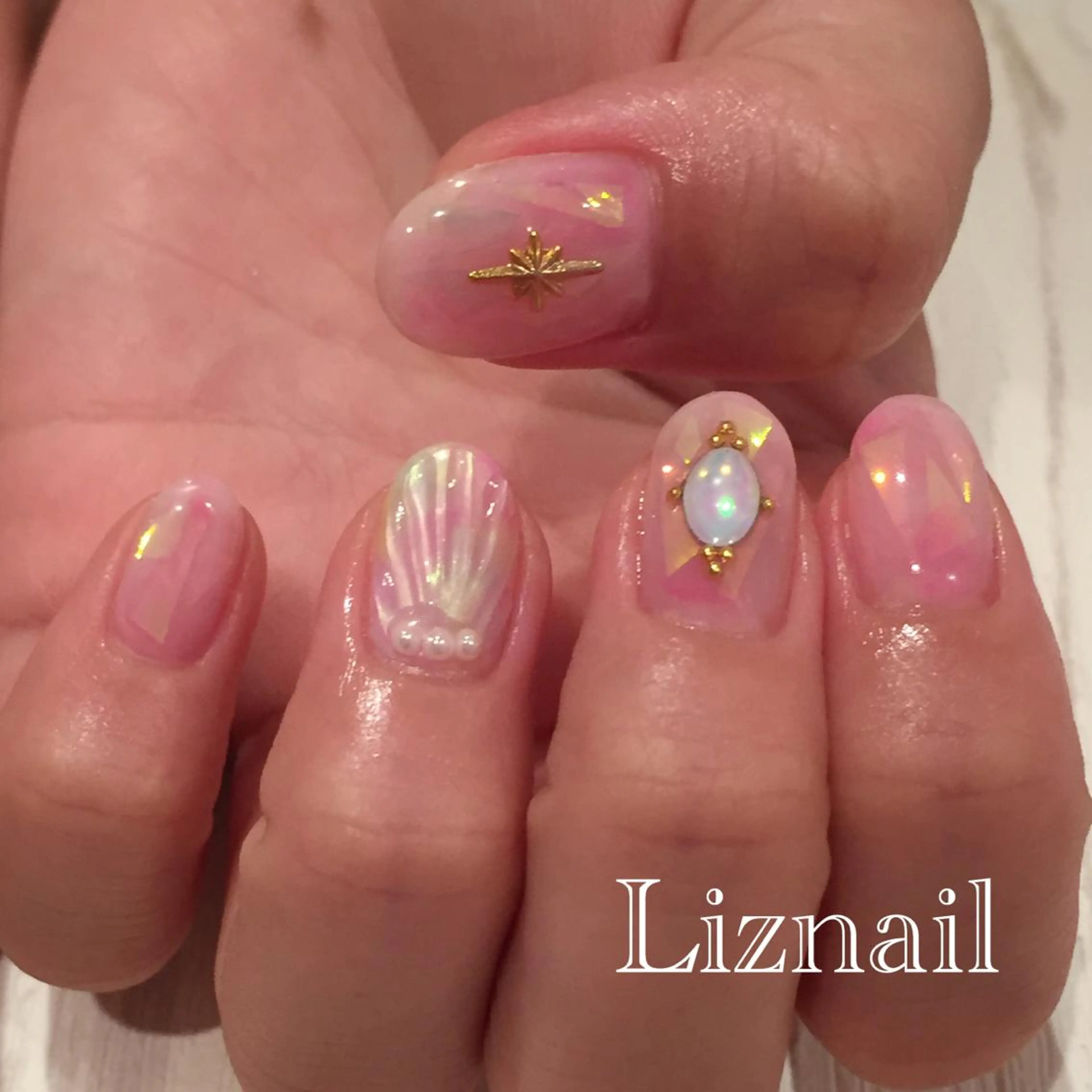 ネイル Rawr / saoriのネイルデザイン