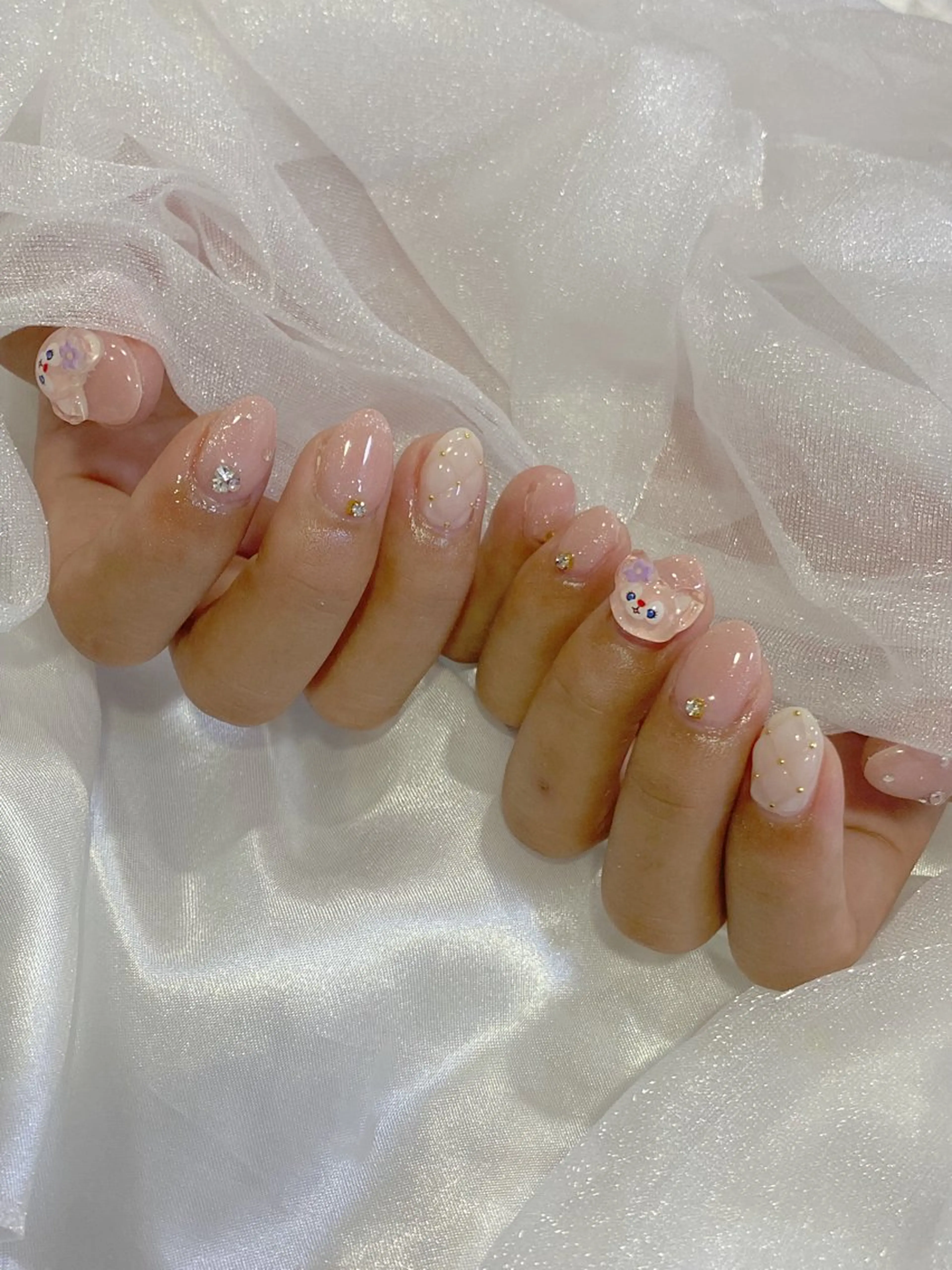 ネイル ハンドネイル 🤍 Ayaのネイルデザイン