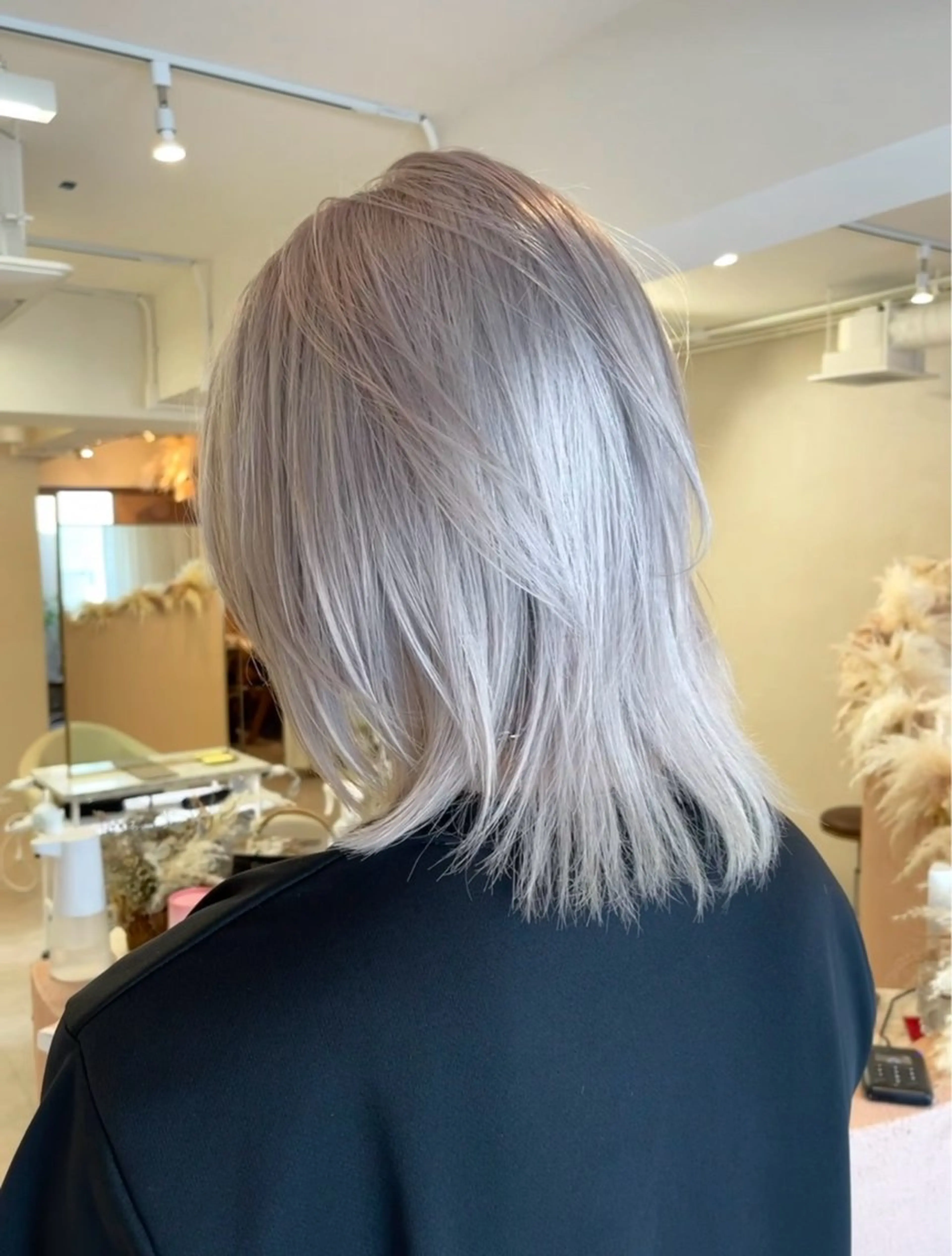 ミディアム カラー ヘアカラー トリートメント 高島大登/顔周り /ミルクティーのヘアスタイル