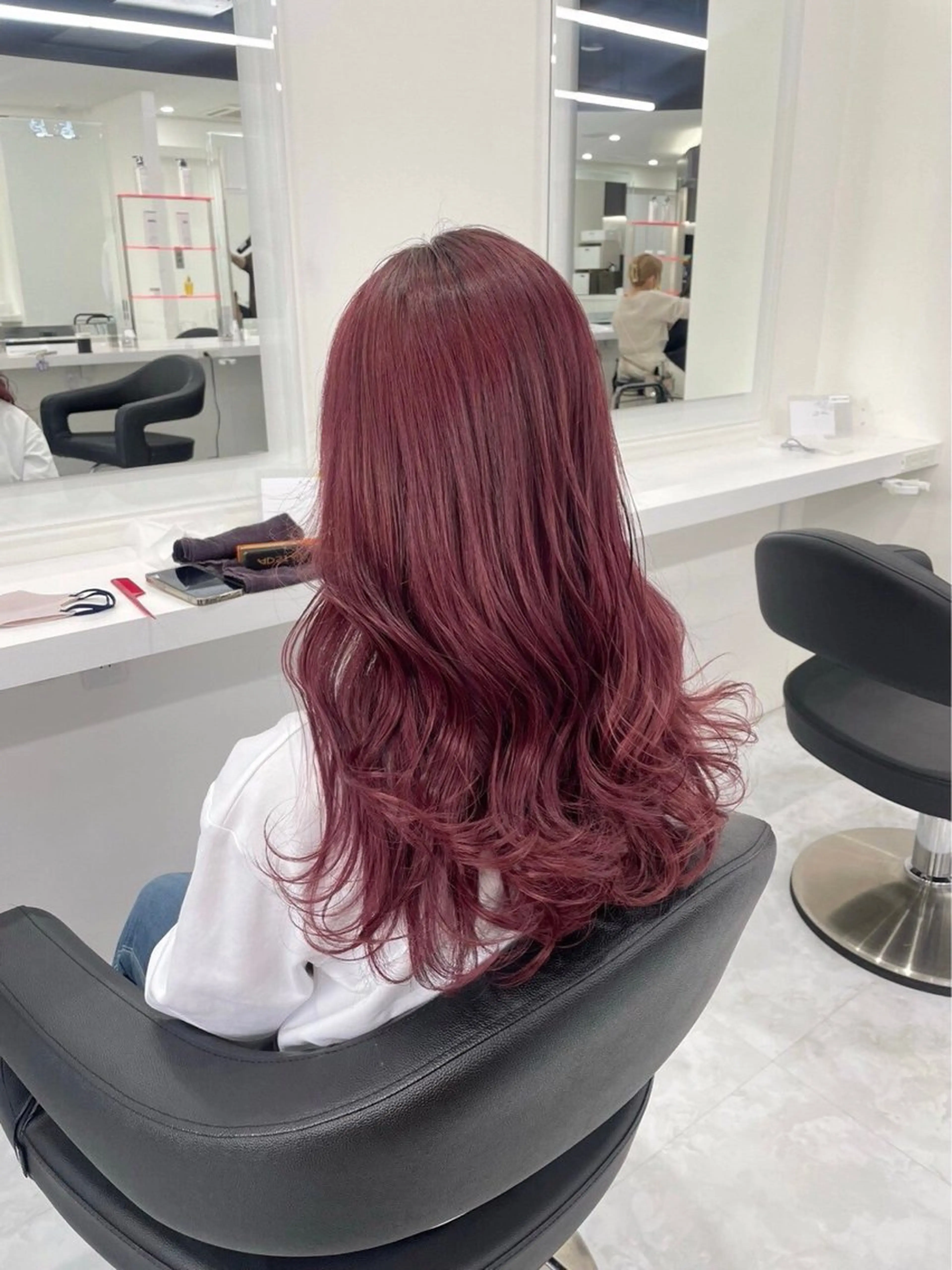 ロング カラー カット ヘアカラー 🥀ワンホン風暖色 カラーRISA🥀のヘアスタイル