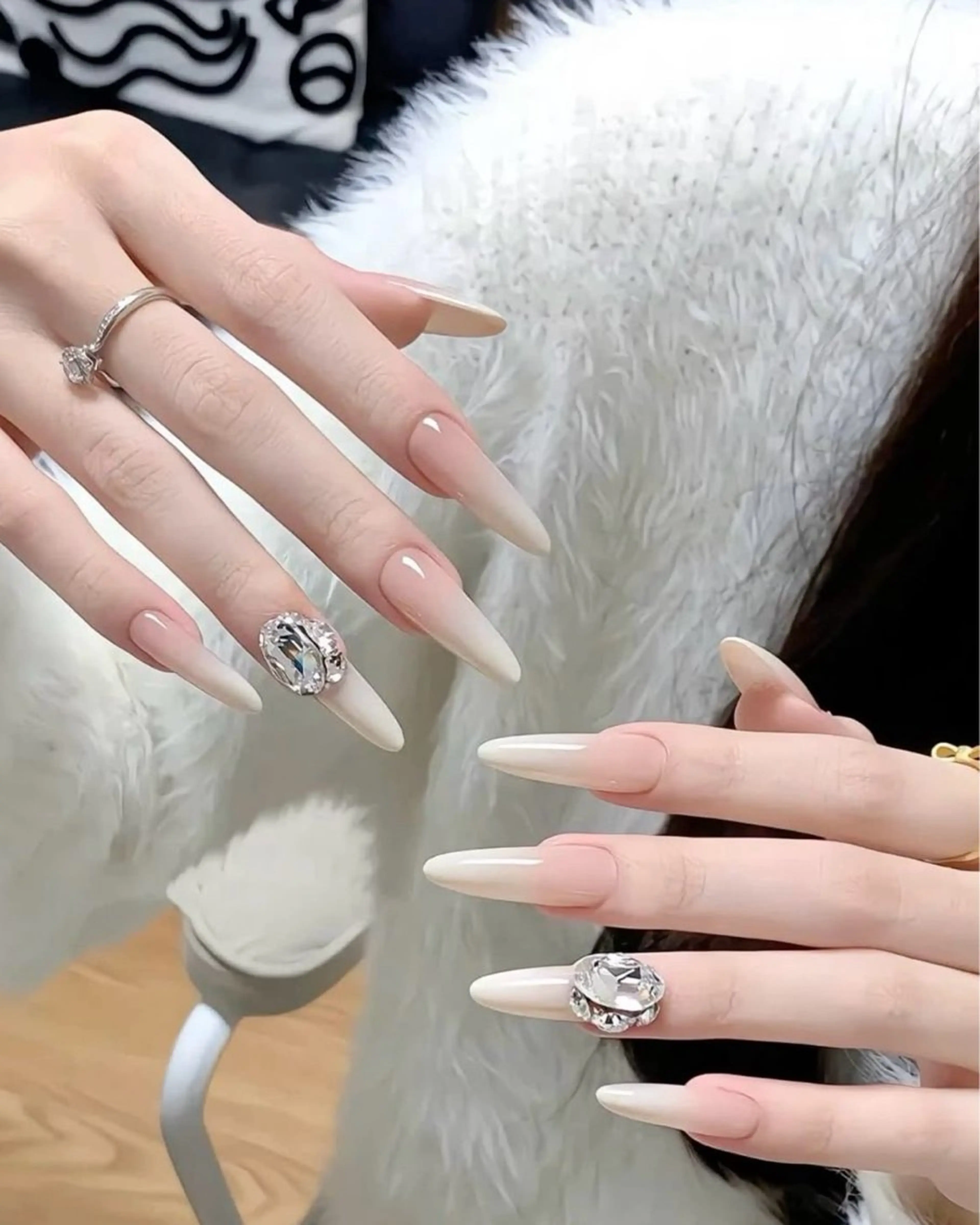 ネイル ハンドネイル ハンドケア Nova Nail Osakaのネイルデザイン