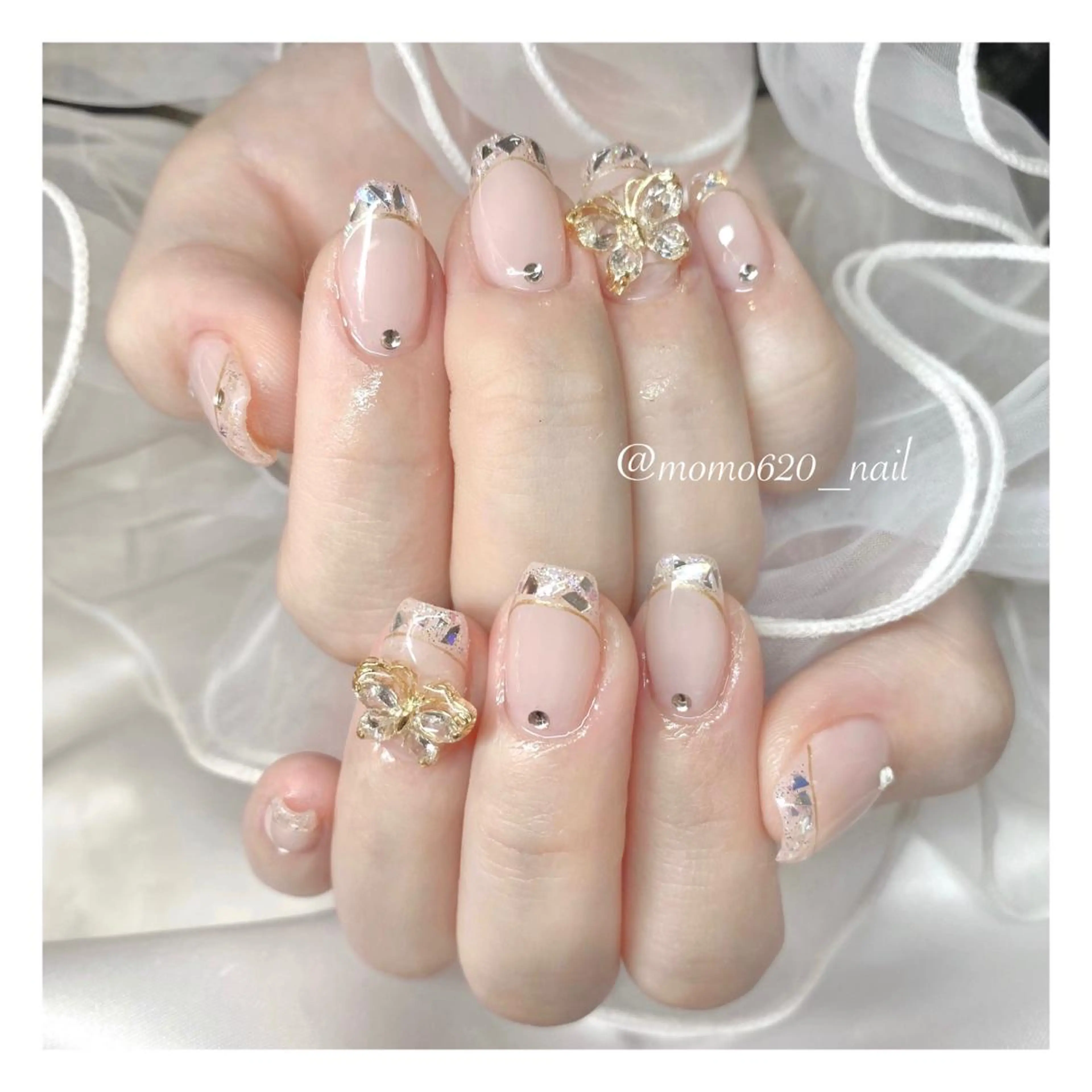 ネイル フレンチネイル nailsalon moca 堀江店所属・moca堀江店 momokaのネイルデザイン